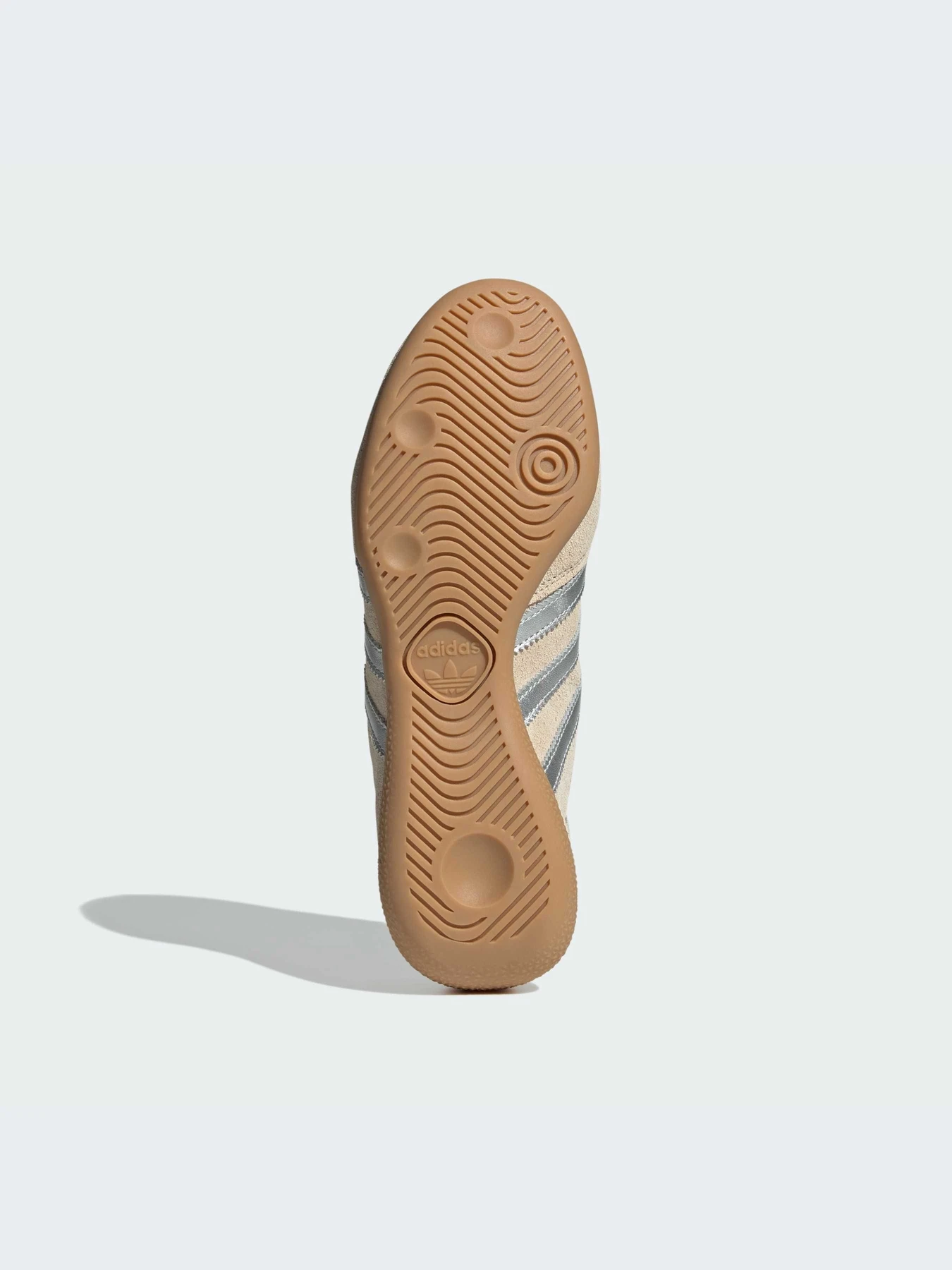 Кроссовки Adidas модель KI0910-KZ Кроссовки Adidas модель KI0910-KZ Фото