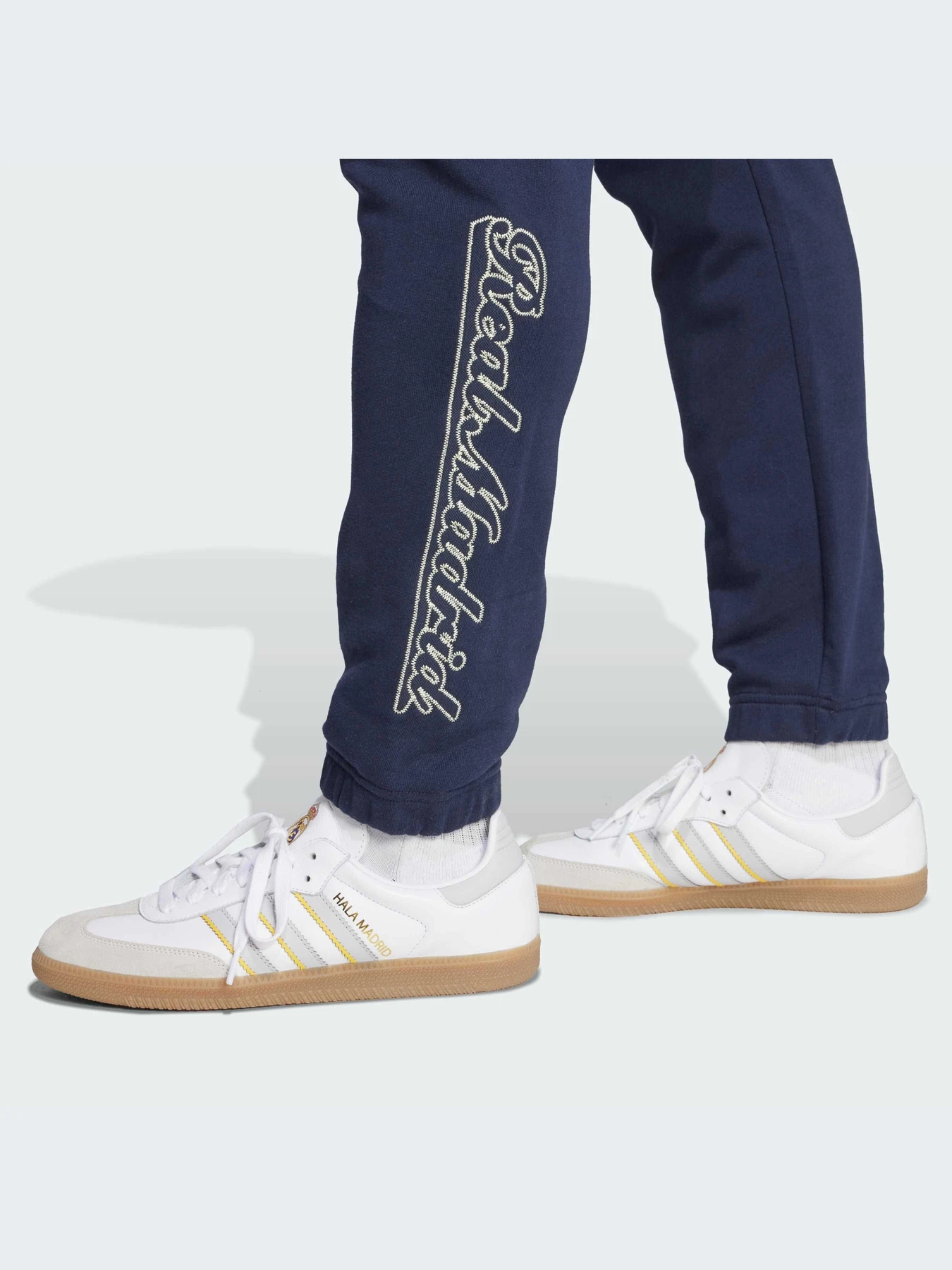 Брюки Adidas модель JN3082-KZ Брюки Adidas модель JN3082-KZ Фото