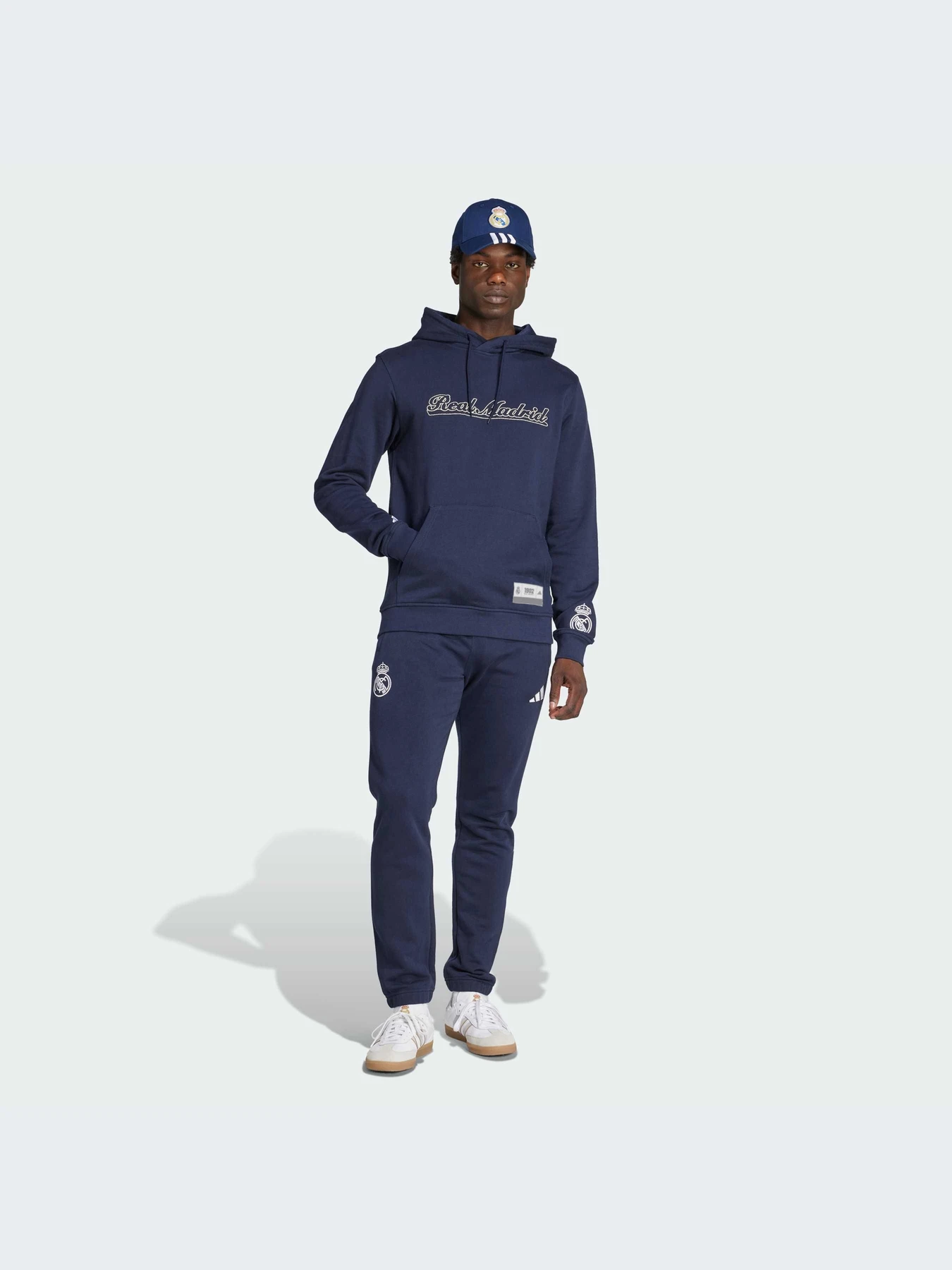 Худи и свитшоты Adidas модель JM2116-KZ Худи и свитшоты Adidas модель JM2116-KZ Фото