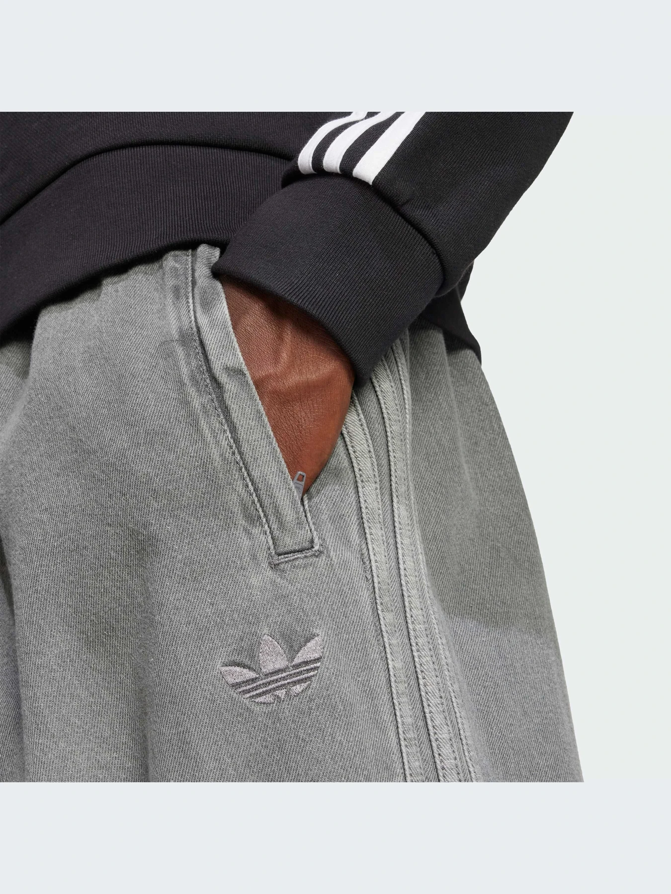 Брюки Adidas Adicolor модель JW5920-KZ Брюки Adidas Adicolor модель JW5920-KZ Фото