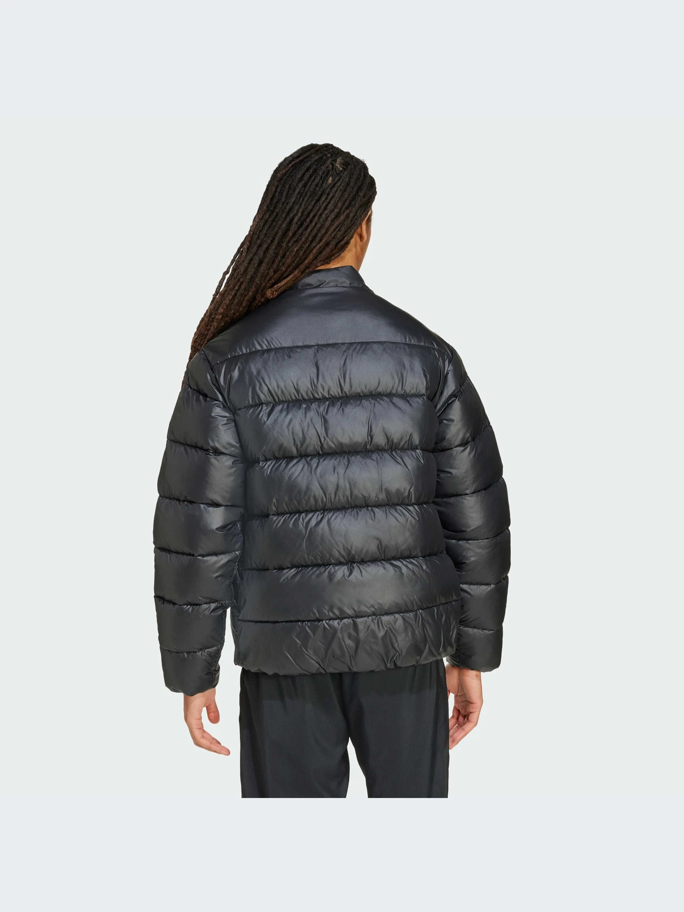 Куртки и дубленки Adidas модель JV7718-KZ Куртки и дубленки Adidas модель JV7718-KZ Фото