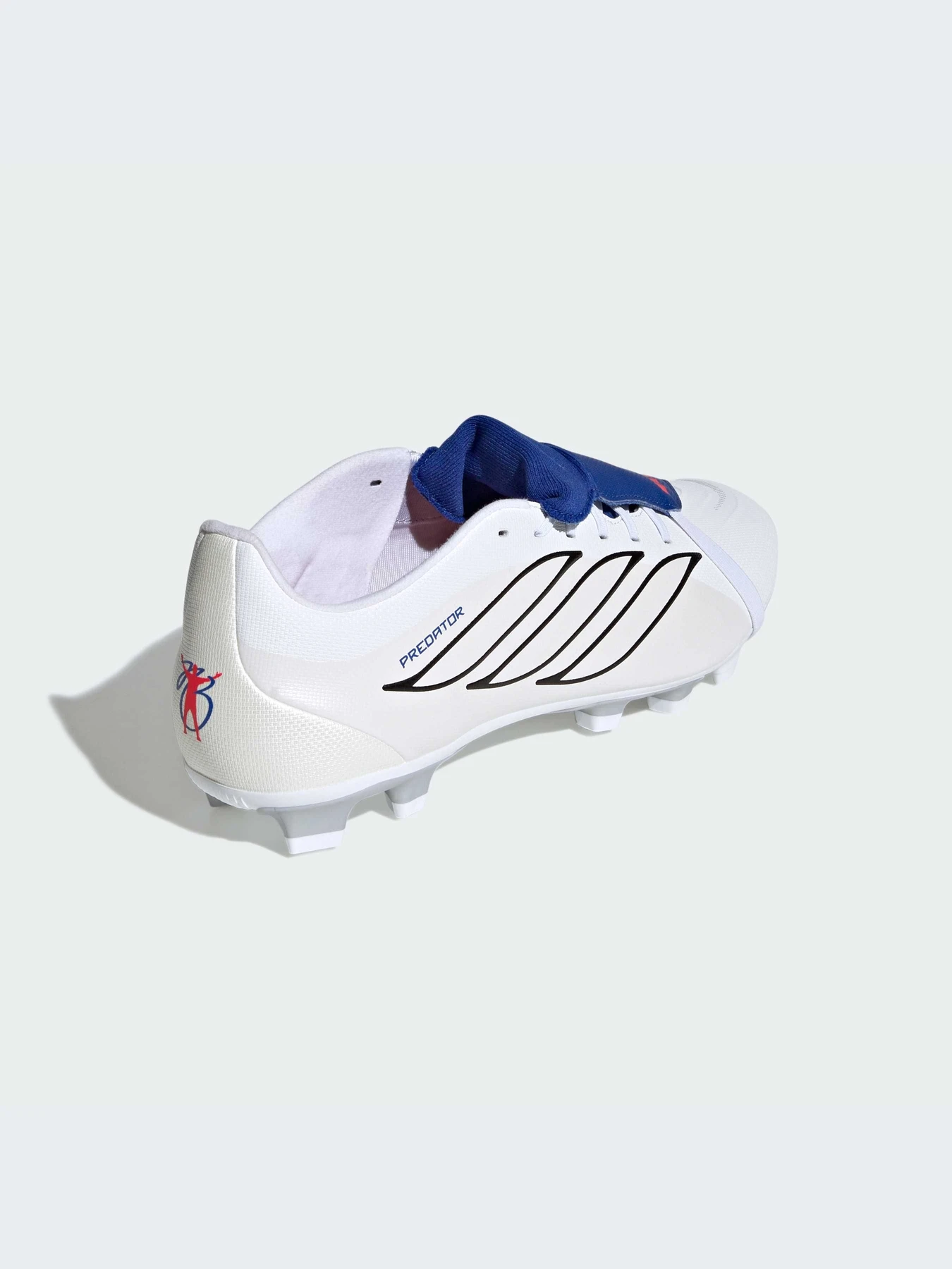 Кроссовки Adidas Predator модель JP6524-KZ Кроссовки Adidas Predator модель JP6524-KZ Фото