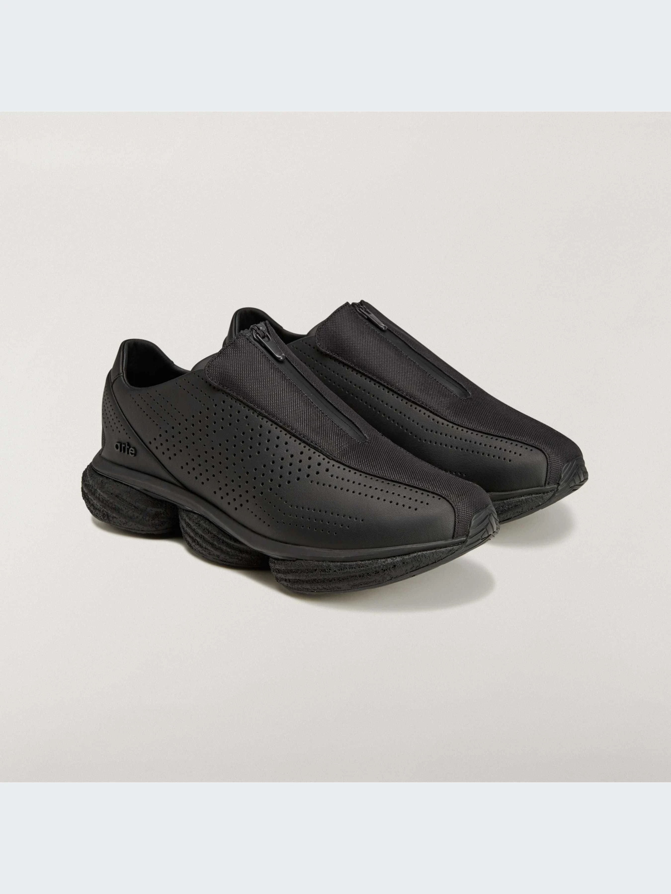 Кроссовки Adidas модель KJ1282-KZ Кроссовки Adidas модель KJ1282-KZ Фото