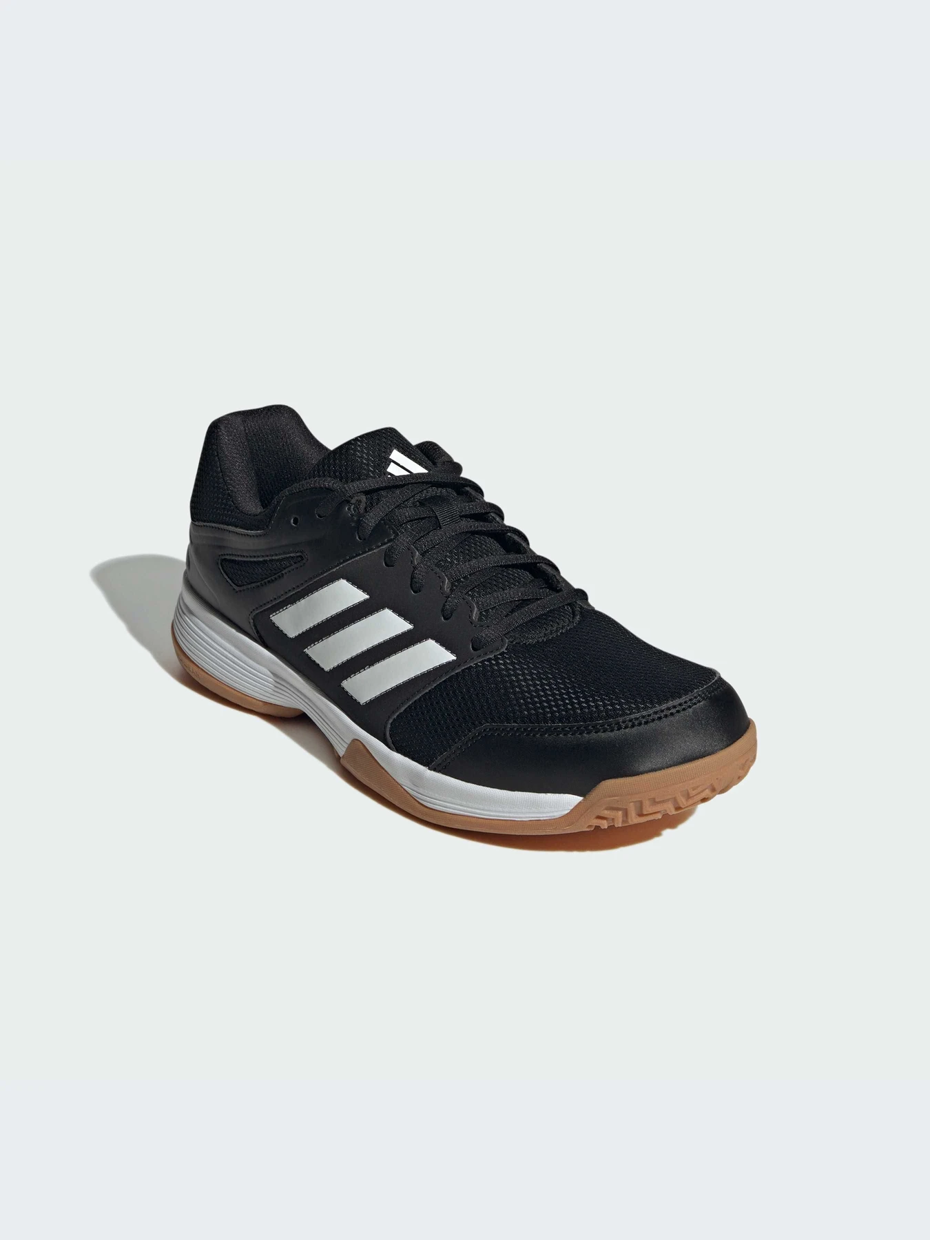 Кроссовки Adidas модель IE8033-KZ Кроссовки Adidas модель IE8033-KZ Фото