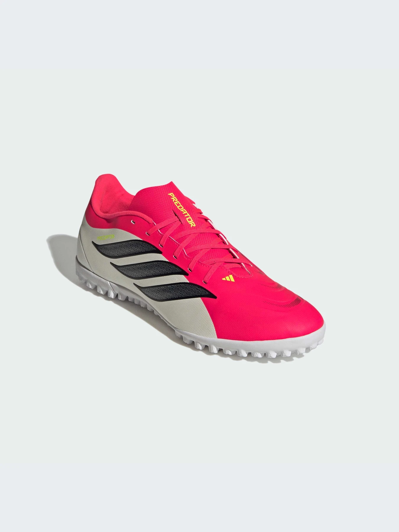 Кроссовки Adidas Predator модель JS0356-KZ Кроссовки Adidas Predator модель JS0356-KZ Фото
