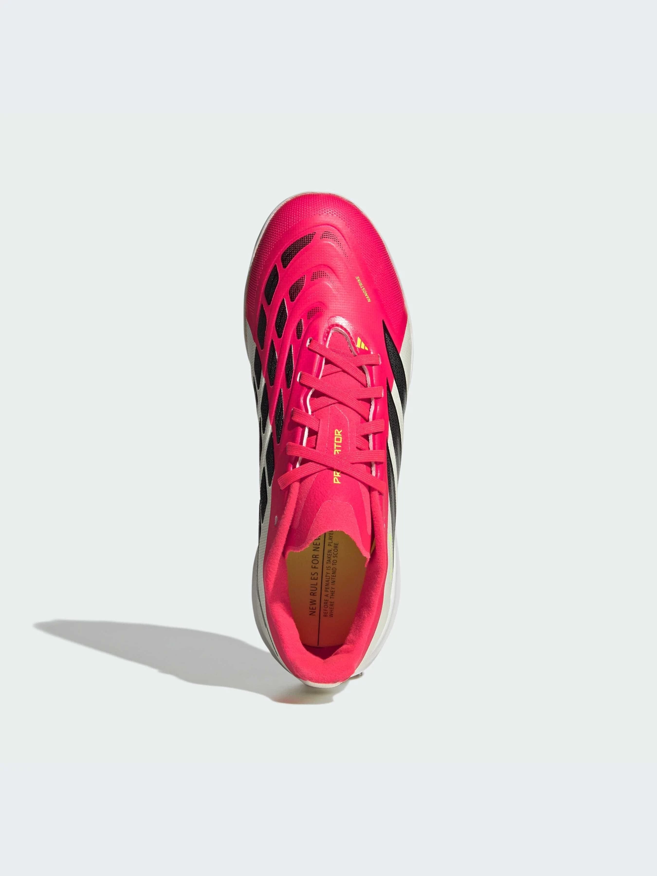 Кроссовки Adidas Predator модель JR7912-KZ Кроссовки Adidas Predator модель JR7912-KZ Фото