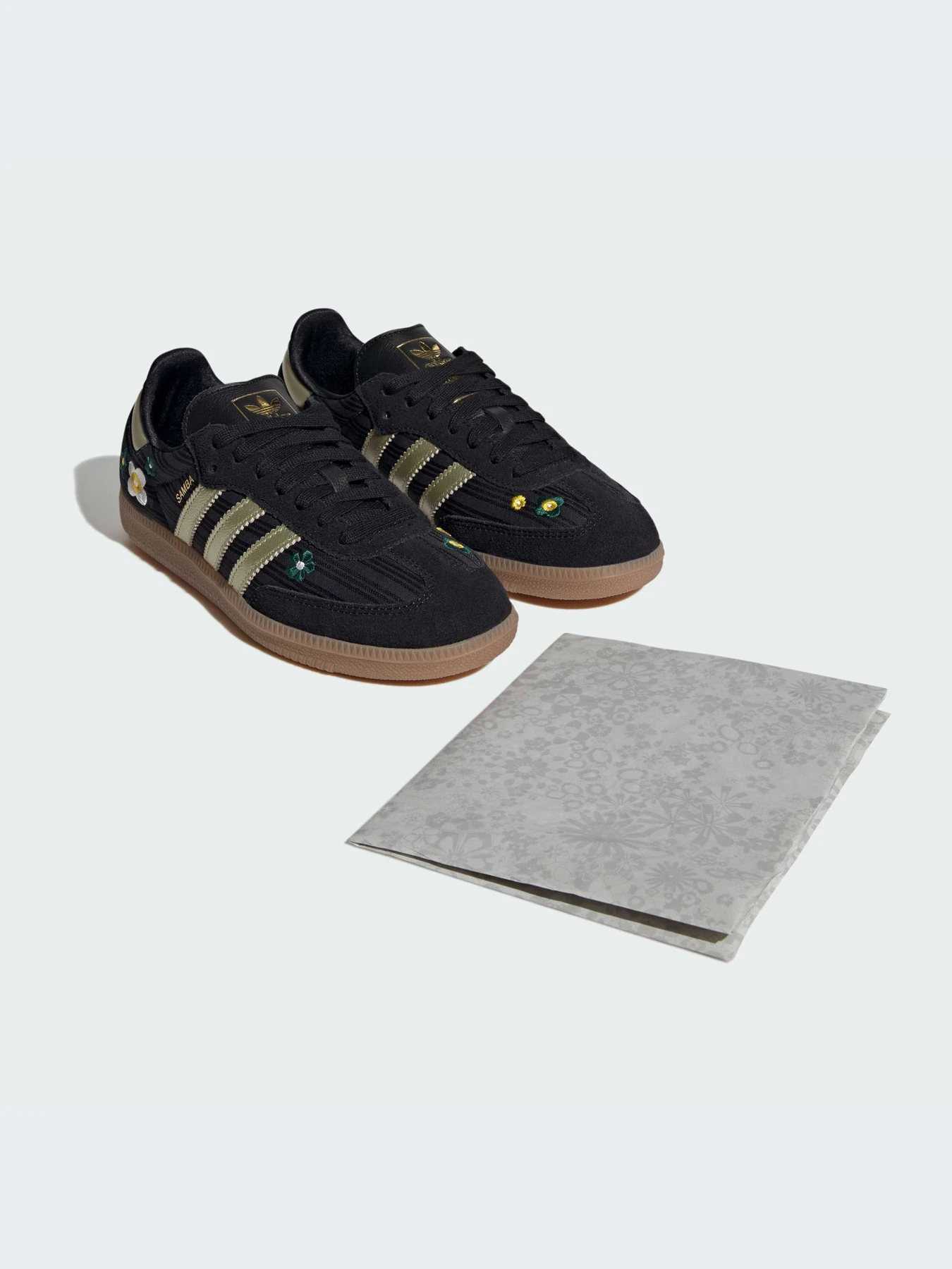 Кроссовки Adidas модель IH1331-KZ Кроссовки Adidas модель IH1331-KZ Фото