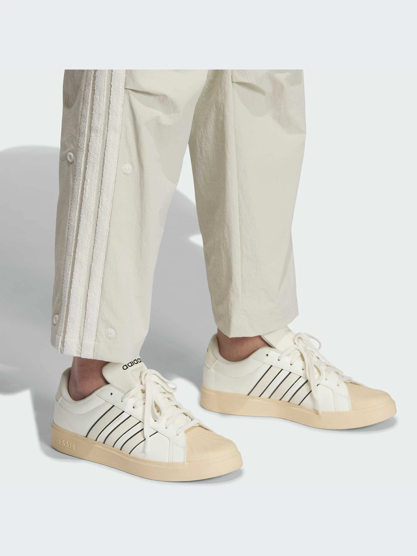 Брюки Adidas модель KE4064-KZ Брюки Adidas модель KE4064-KZ Фото