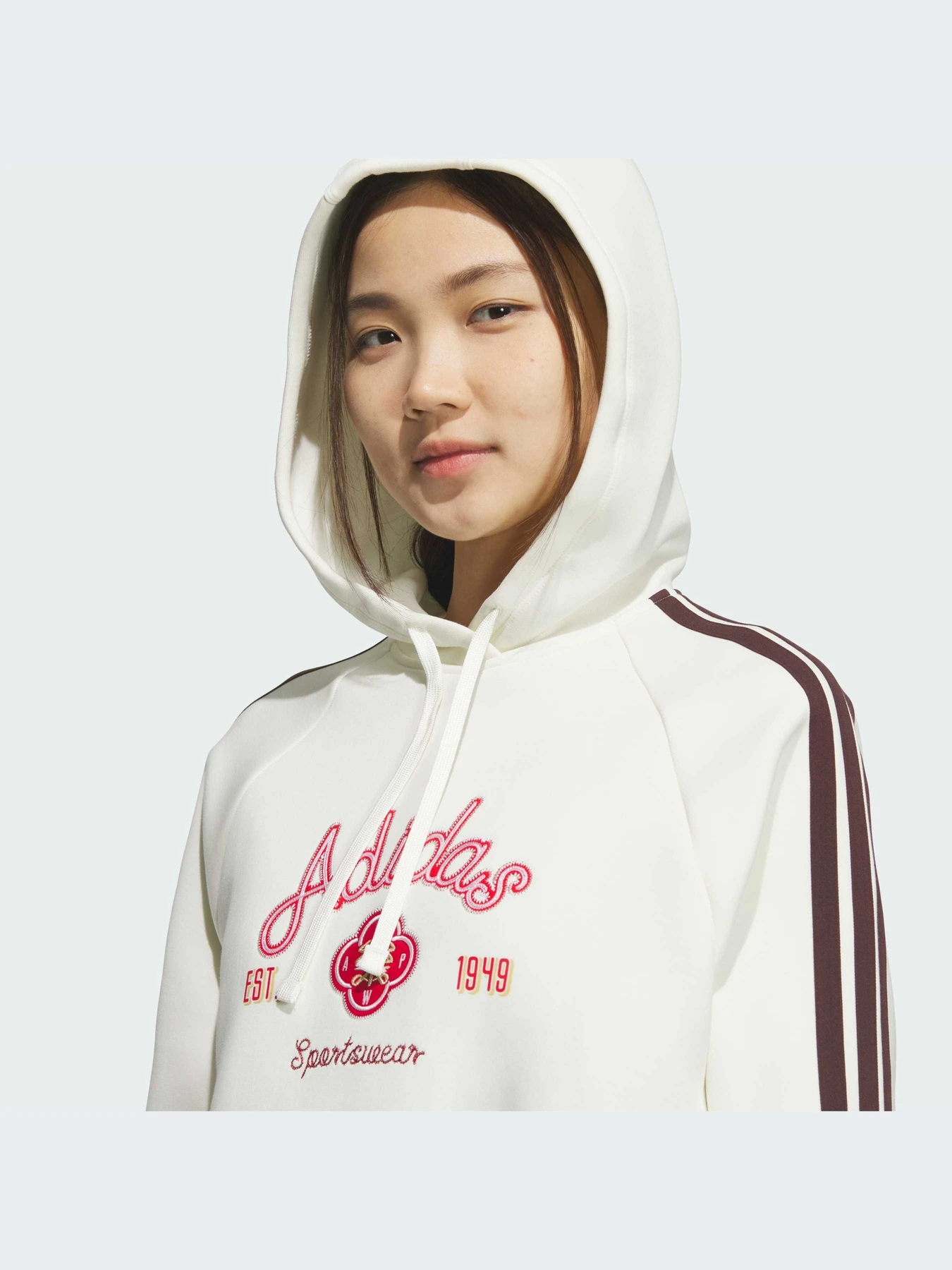 Худи и свитшоты Adidas модель KH2695-KZ Худи и свитшоты Adidas модель KH2695-KZ Фото