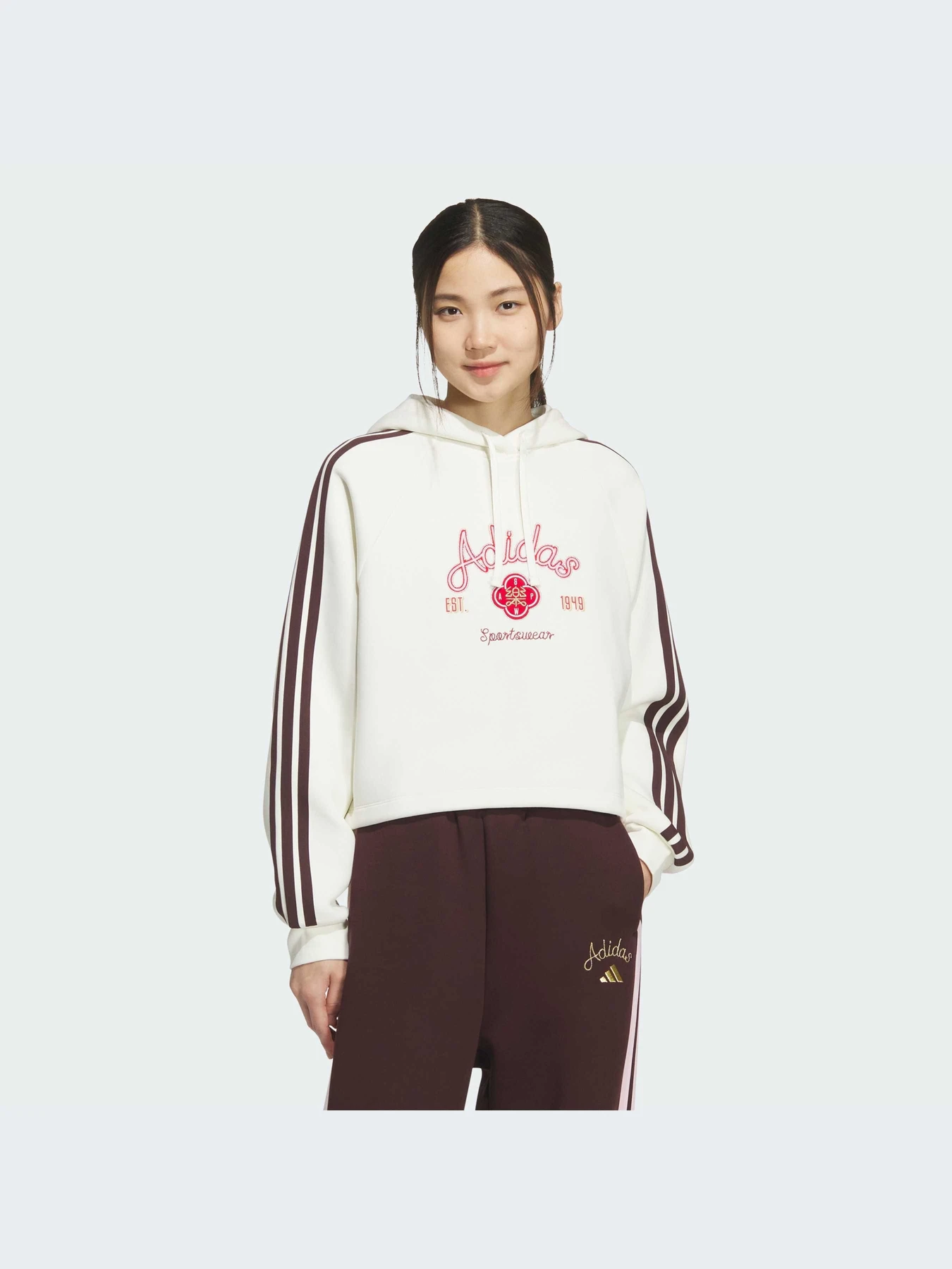 Худи и свитшоты Adidas модель KH2695-KZ Худи и свитшоты Adidas модель KH2695-KZ Фото