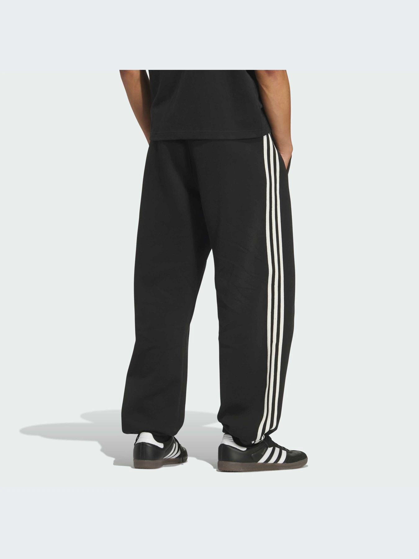 Брюки Adidas модель KT0652-KZ Брюки Adidas модель KT0652-KZ Фото
