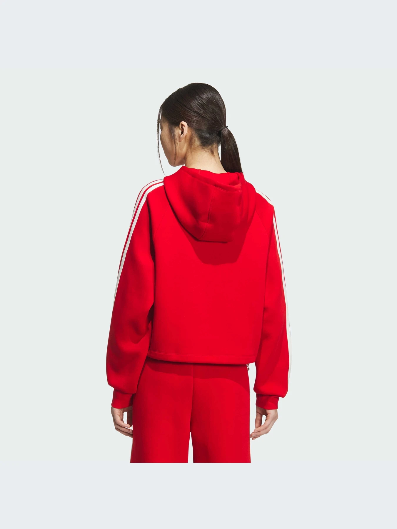 Худи и свитшоты Adidas модель KH2694-KZ Худи и свитшоты Adidas модель KH2694-KZ Фото