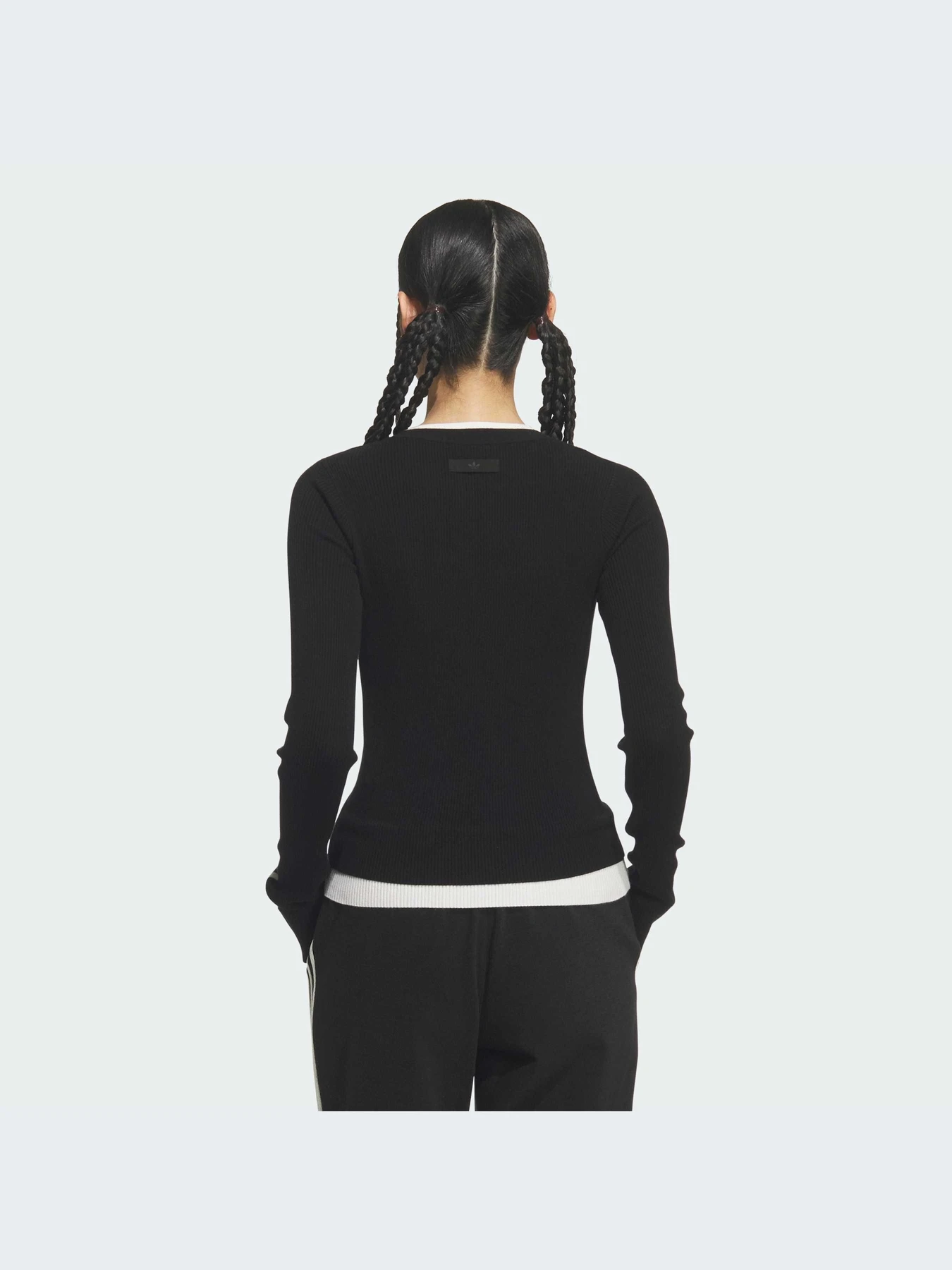 Худи и свитшоты Adidas модель KS5333-KZ Худи и свитшоты Adidas модель KS5333-KZ Фото