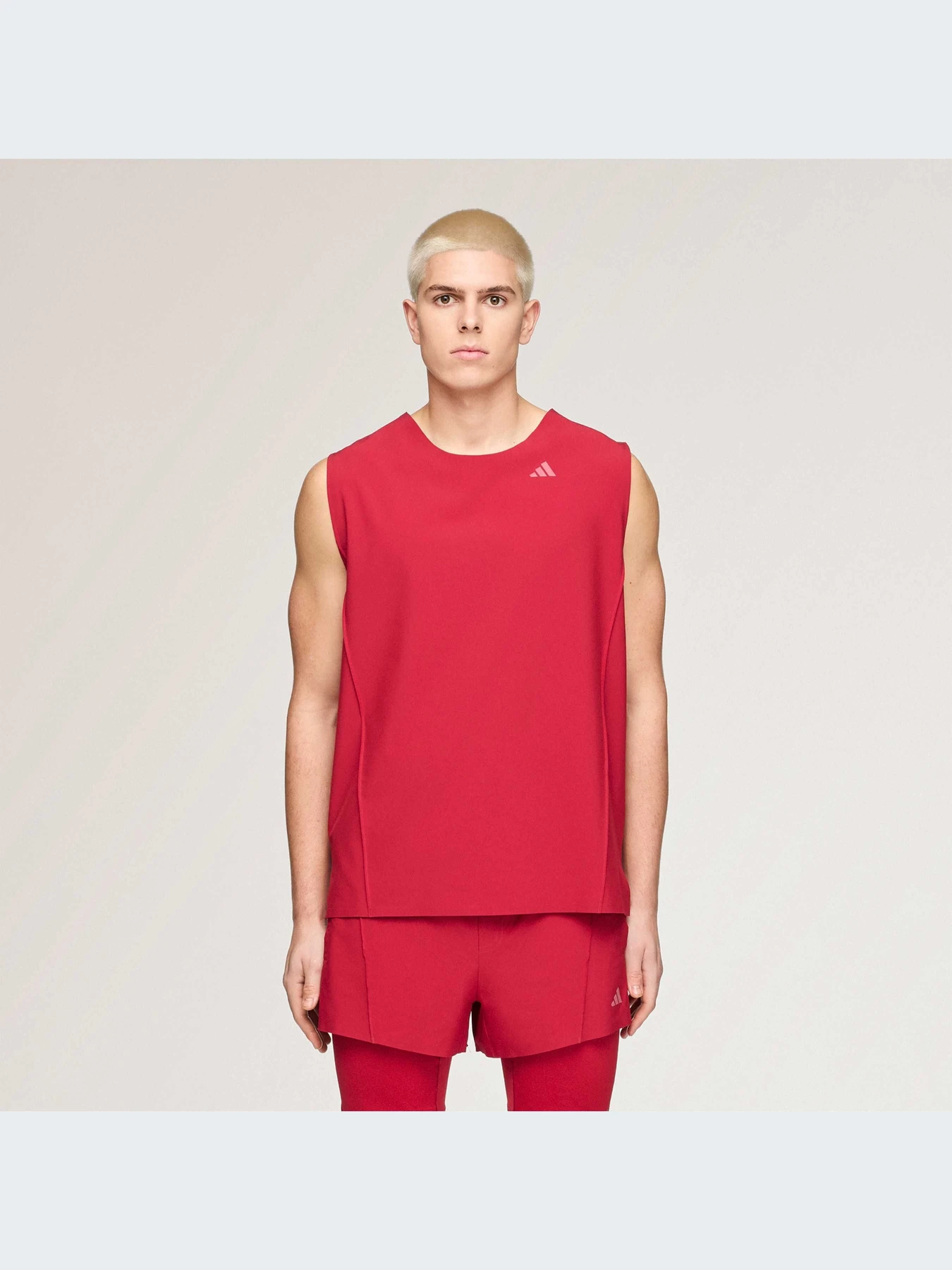 Футболки и поло Adidas модель KR7842-KZ Футболки и поло Adidas модель KR7842-KZ Фото