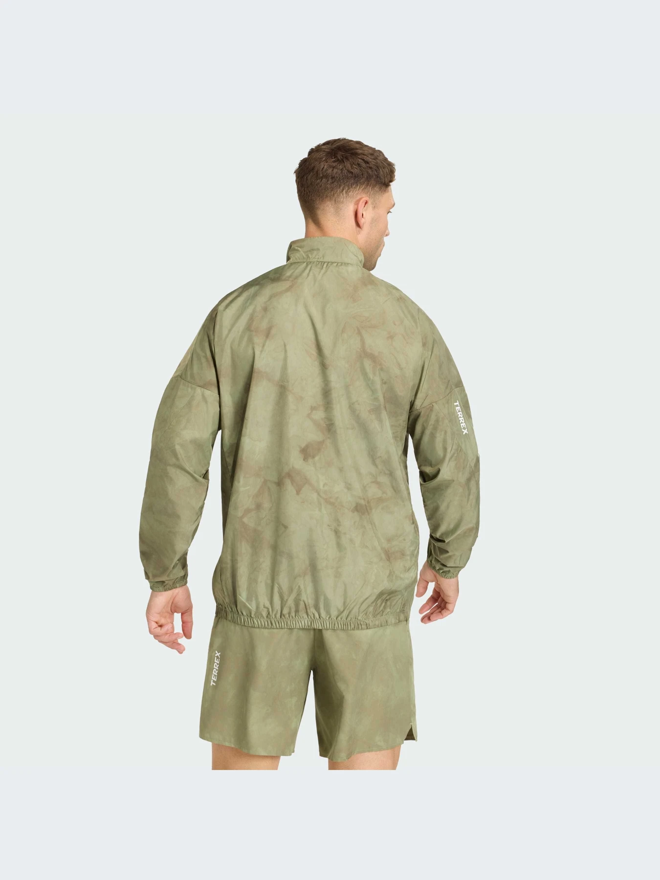Куртки и дубленки Adidas модель KF5756-KZ Куртки и дубленки Adidas модель KF5756-KZ Фото