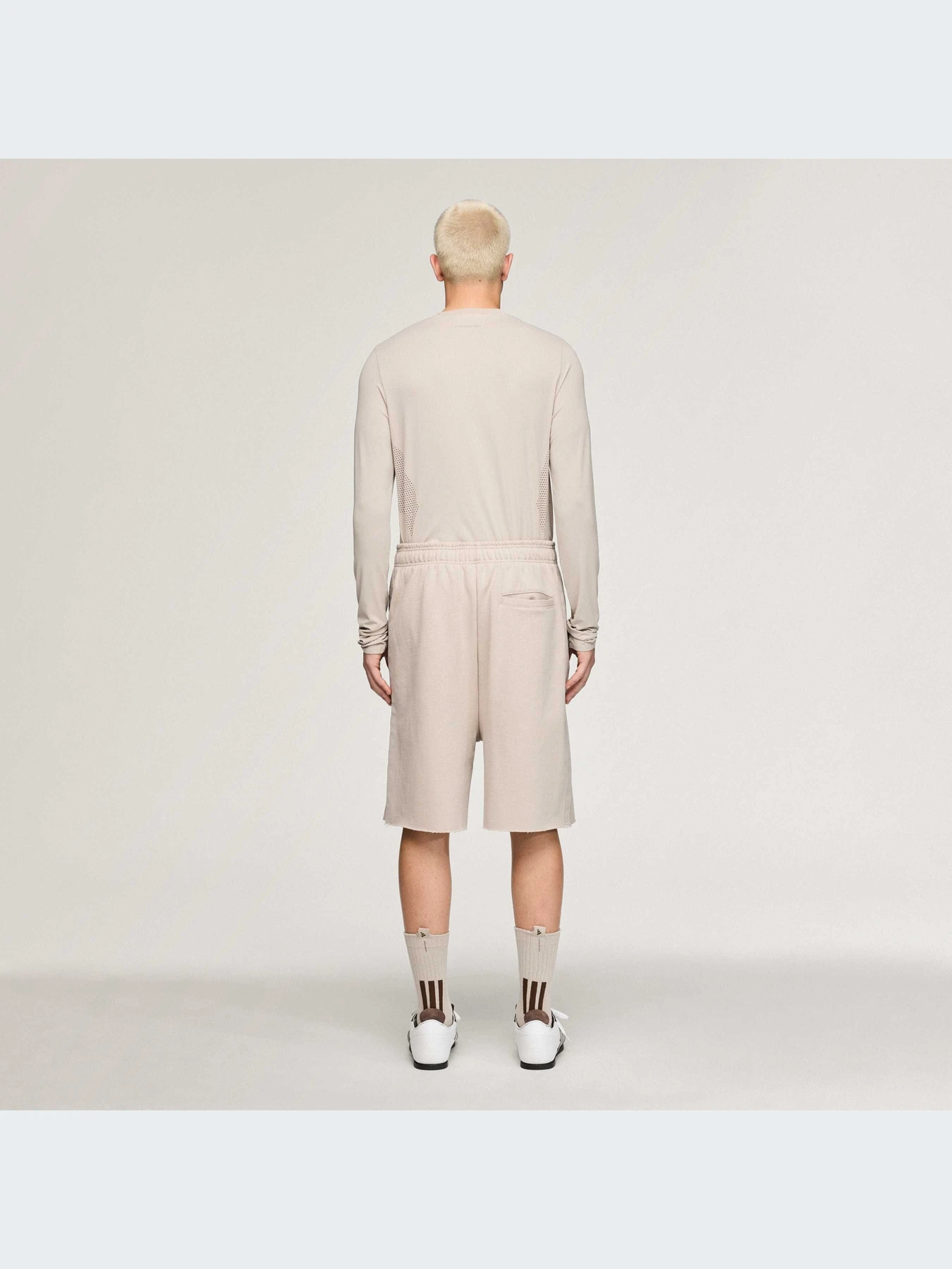 Худи и свитшоты Adidas модель KD9244-KZ Худи и свитшоты Adidas модель KD9244-KZ Фото