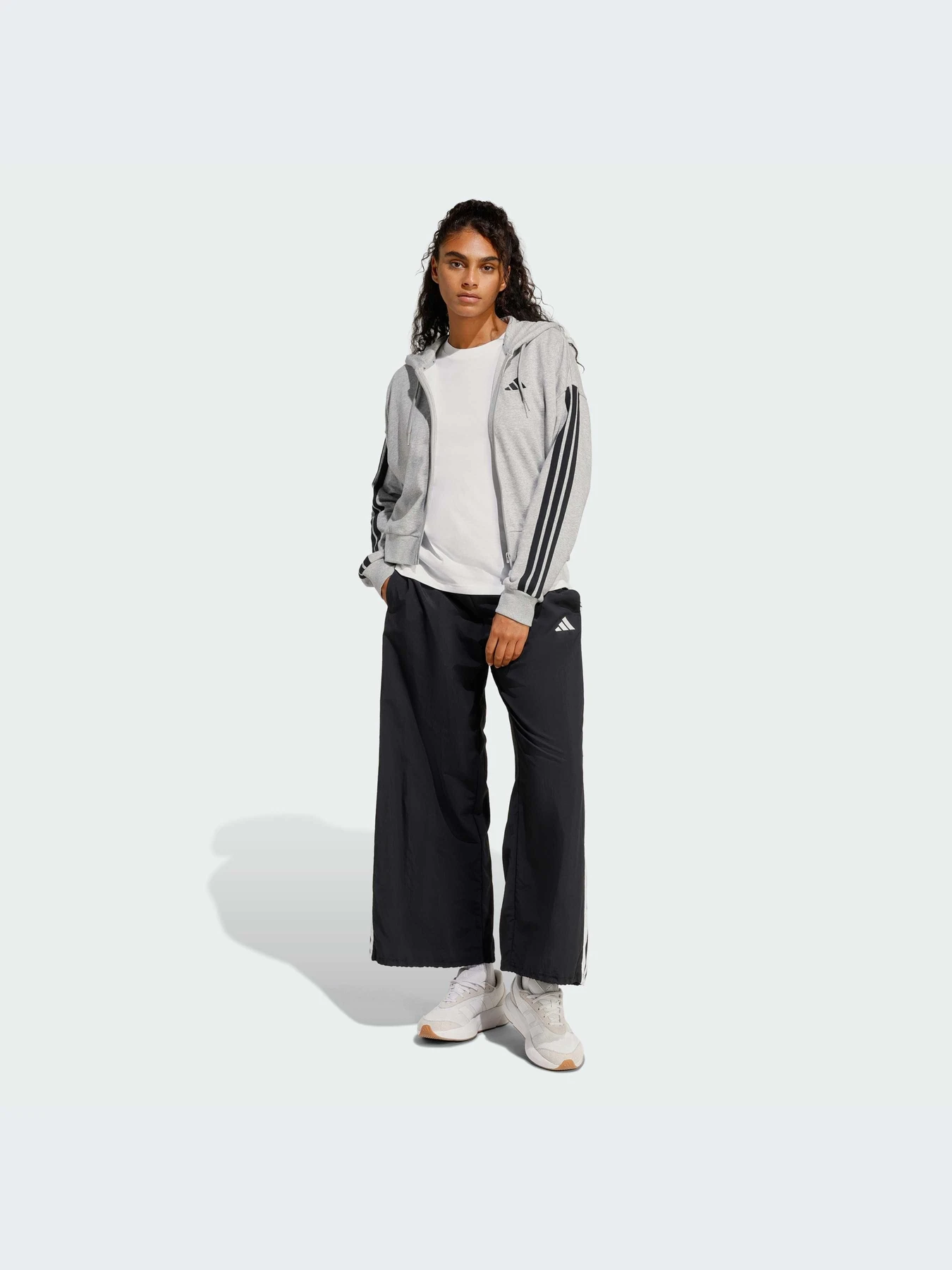 Футболки и поло Adidas модель KD9097-KZ Футболки и поло Adidas модель KD9097-KZ Фото