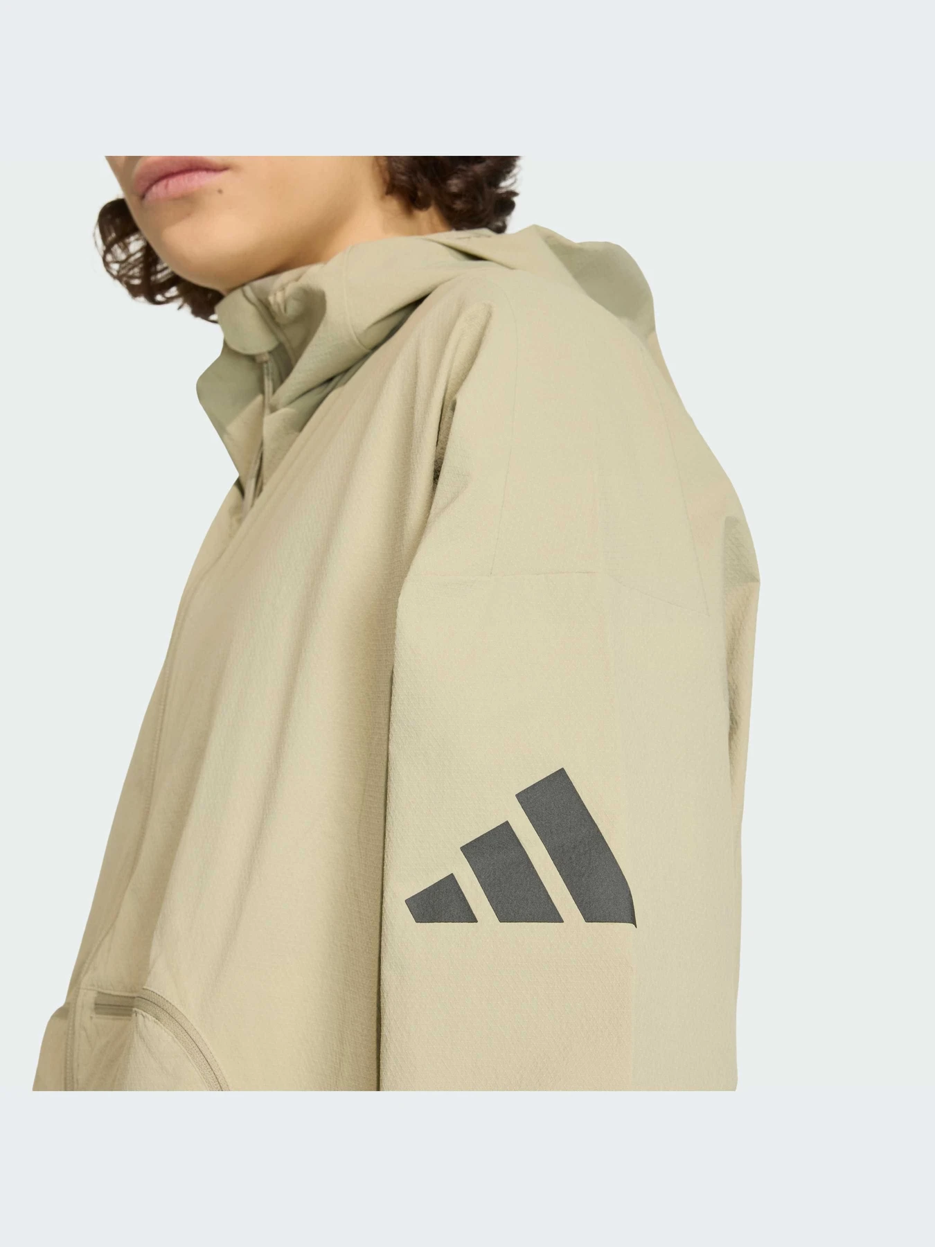 Куртки и дубленки Adidas модель KE8073-KZ Куртки и дубленки Adidas модель KE8073-KZ Фото