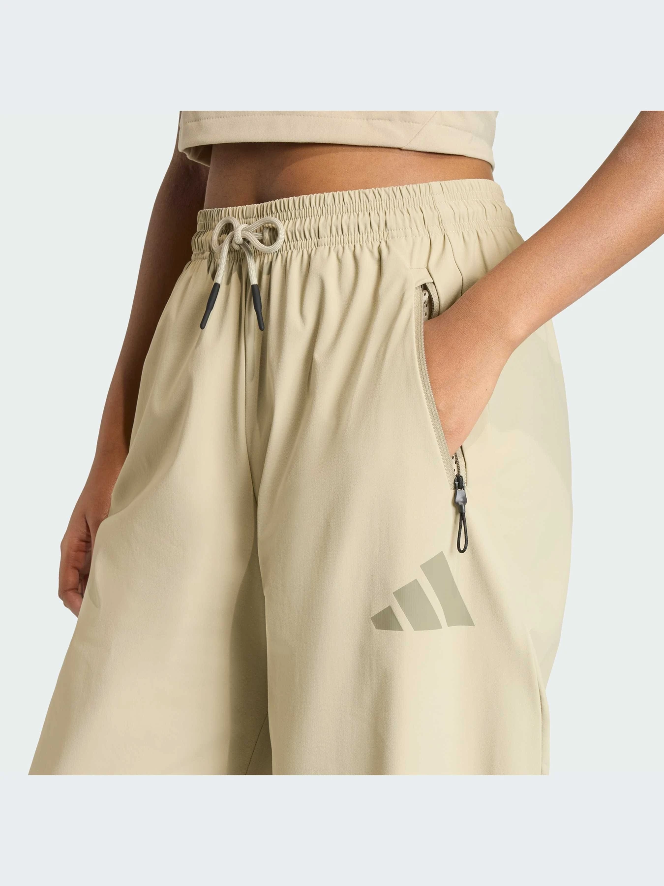 Брюки Adidas ZNE модель KD8481-KZ Брюки Adidas ZNE модель KD8481-KZ Фото