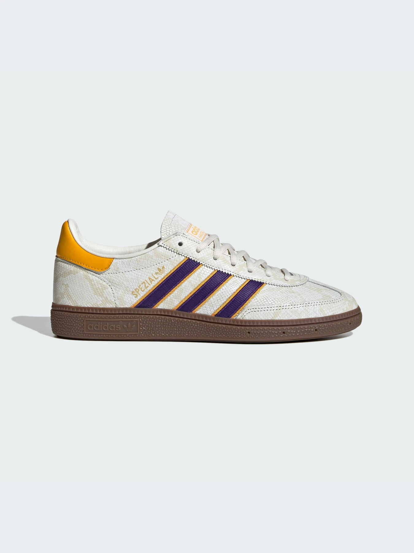 Кроссовки Adidas модель KK1189-KZ Кроссовки Adidas модель KK1189-KZ Фото