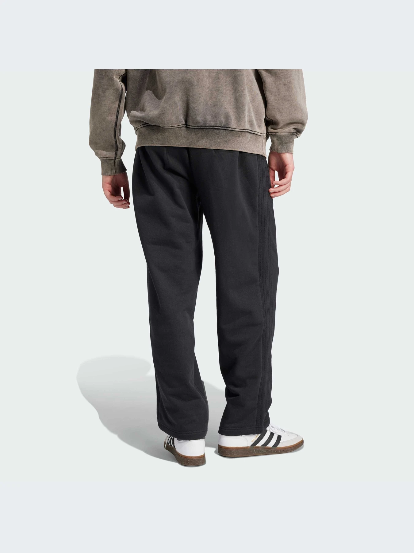 Брюки Adidas модель JC9576-KZ Брюки Adidas модель JC9576-KZ Фото