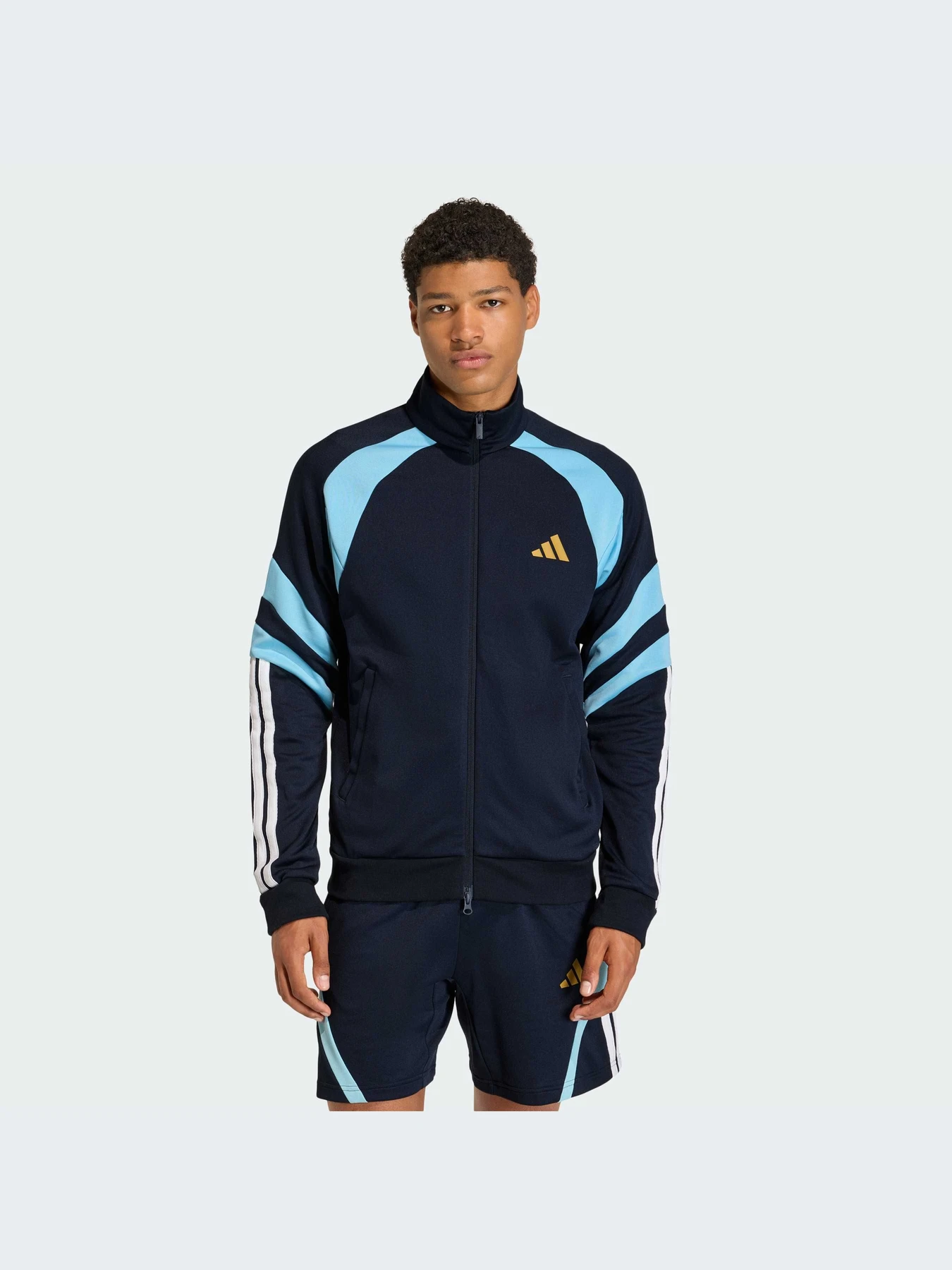 Худи и свитшоты Adidas Tiro модель KE6026-KZ Худи и свитшоты Adidas Tiro модель KE6026-KZ Фото