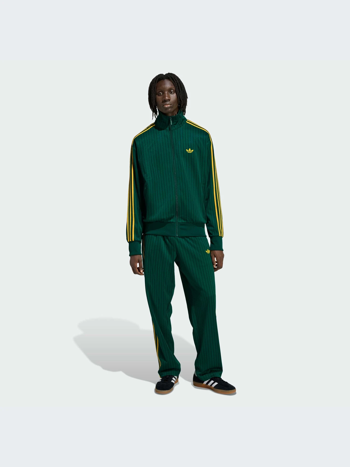 Худи и свитшоты Adidas модель KD6287-KZ Худи и свитшоты Adidas модель KD6287-KZ Фото
