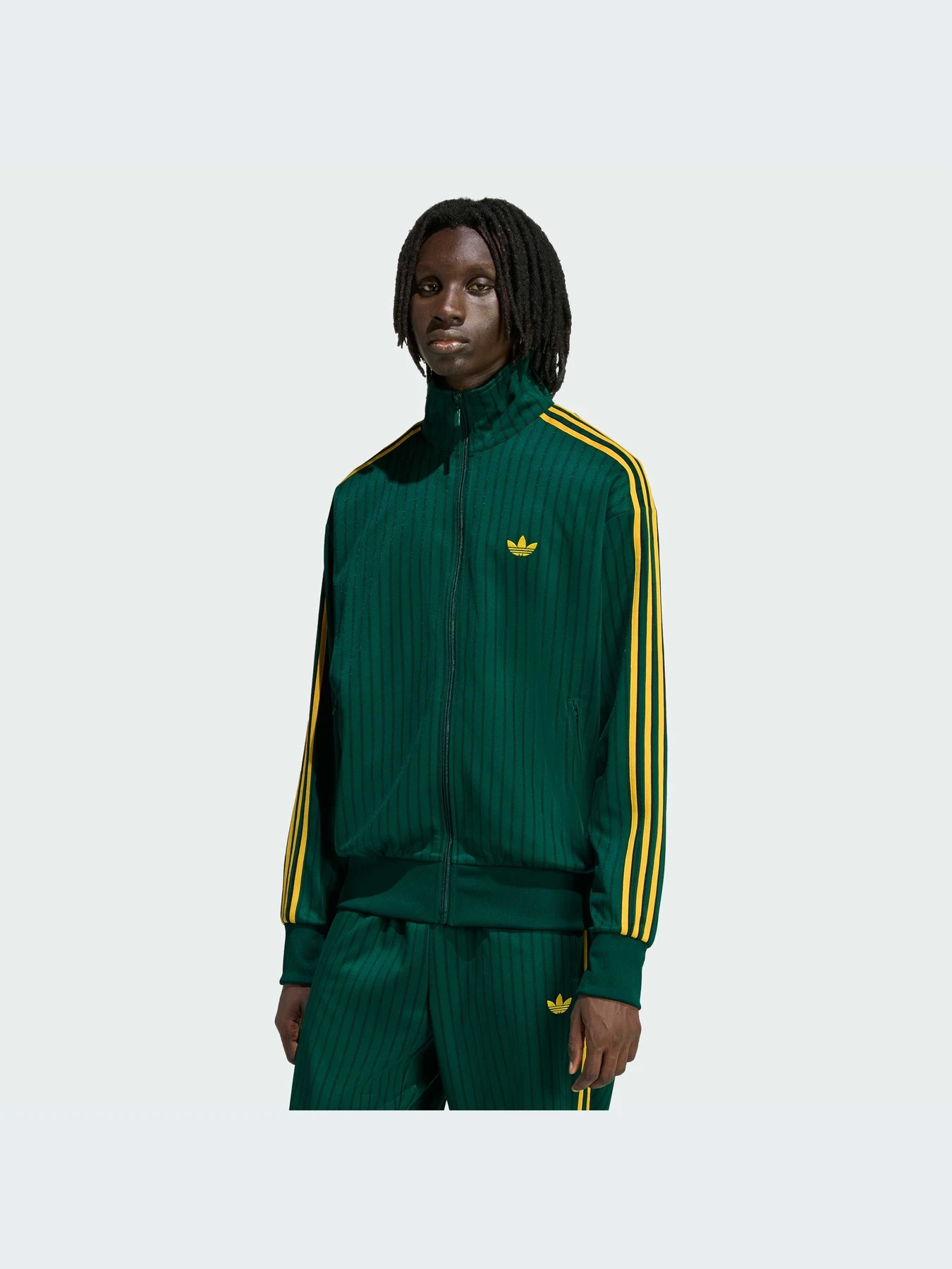 Худи и свитшоты Adidas модель KD6287-KZ Худи и свитшоты Adidas модель KD6287-KZ Фото