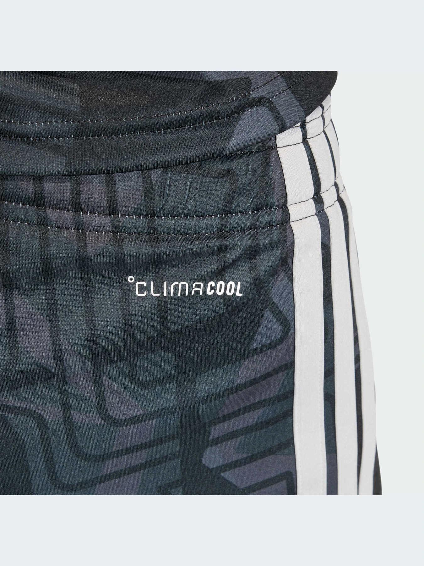 Шорты Adidas модель KC5351-KZ Шорты Adidas модель KC5351-KZ Фото