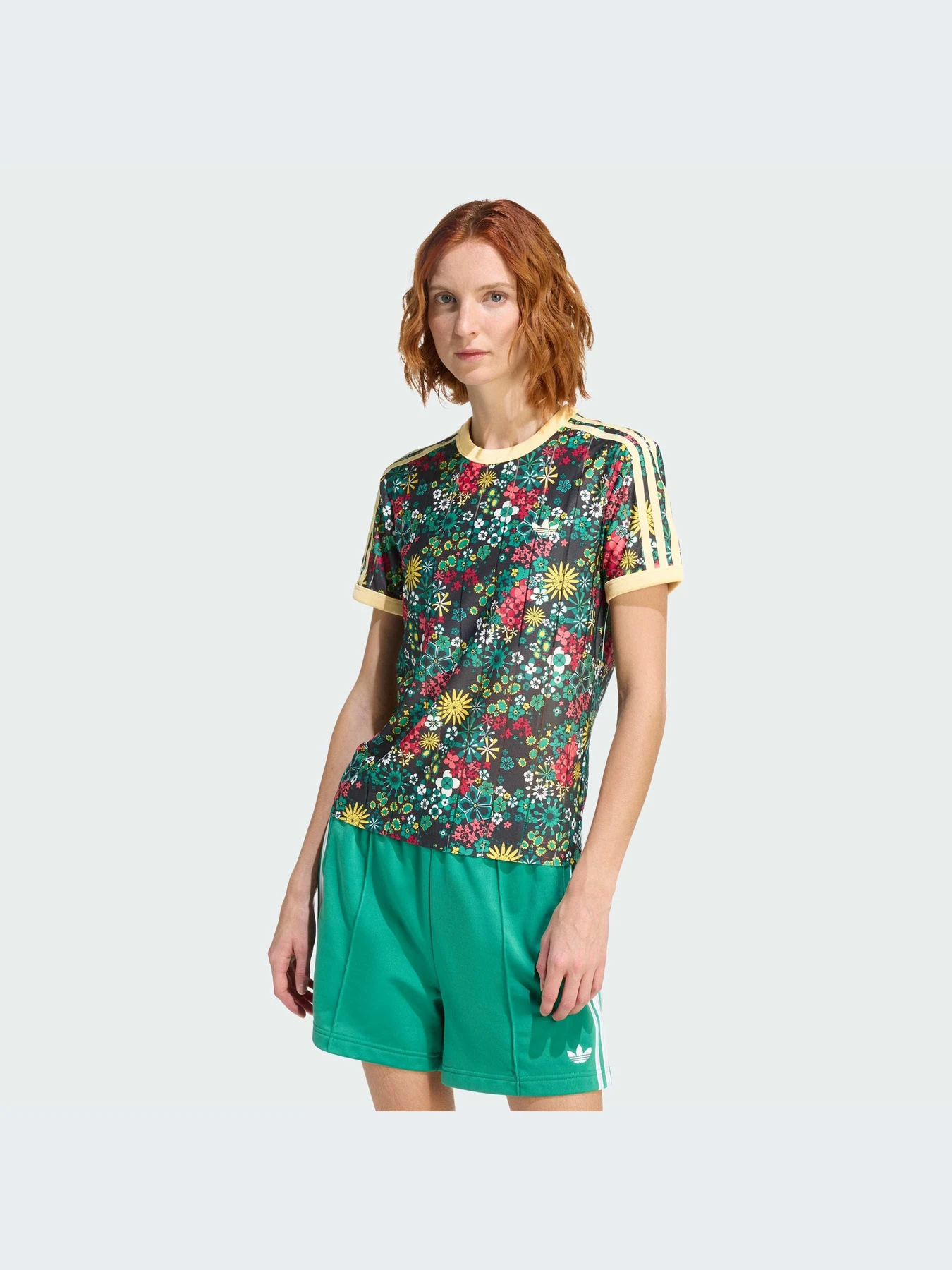 Футболки и поло Adidas Adicolor модель KD5560-KZ Футболки и поло Adidas Adicolor модель KD5560-KZ Фото