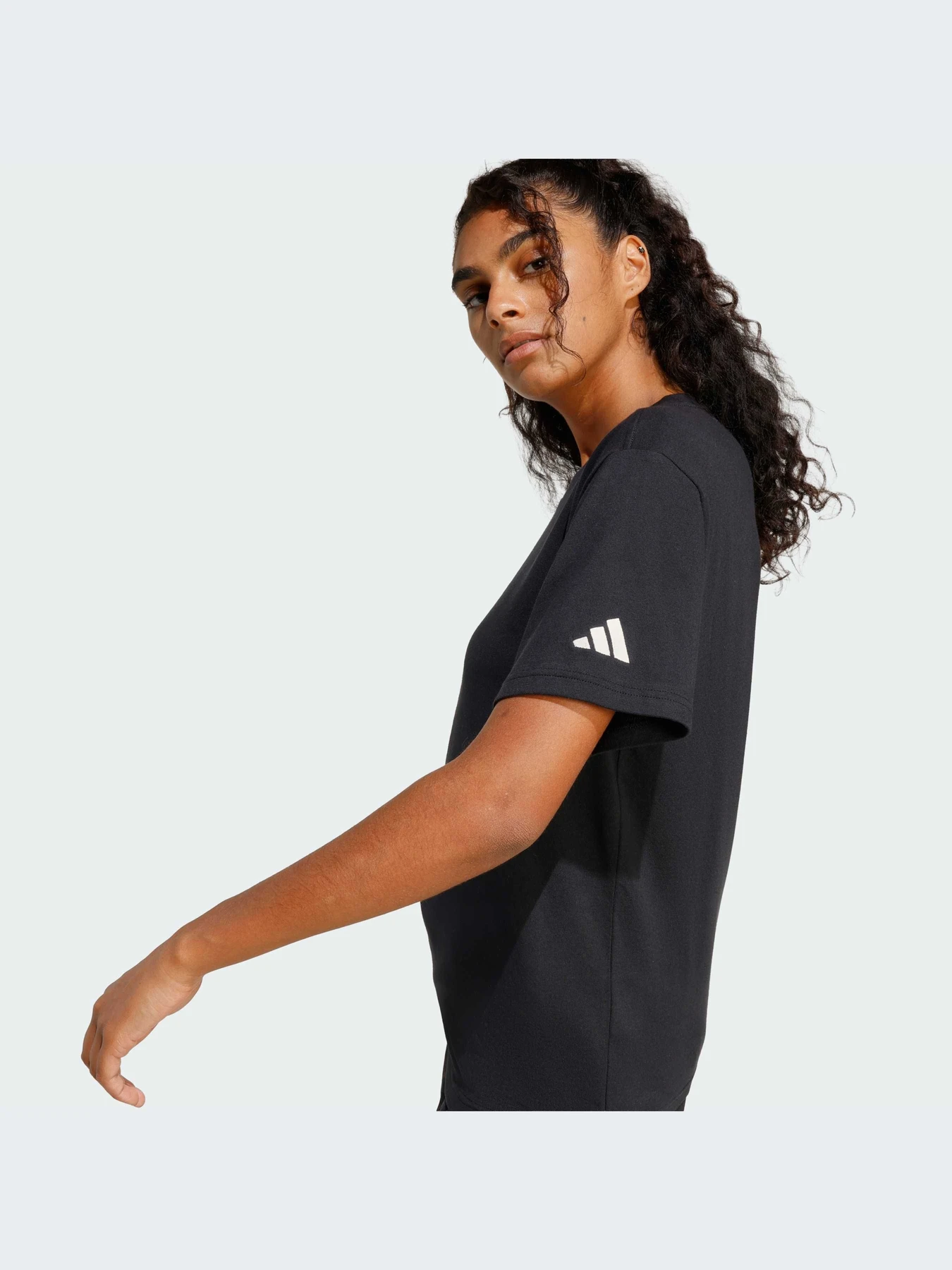 Футболки и поло Adidas модель KC6388-KZ Футболки и поло Adidas модель KC6388-KZ Фото
