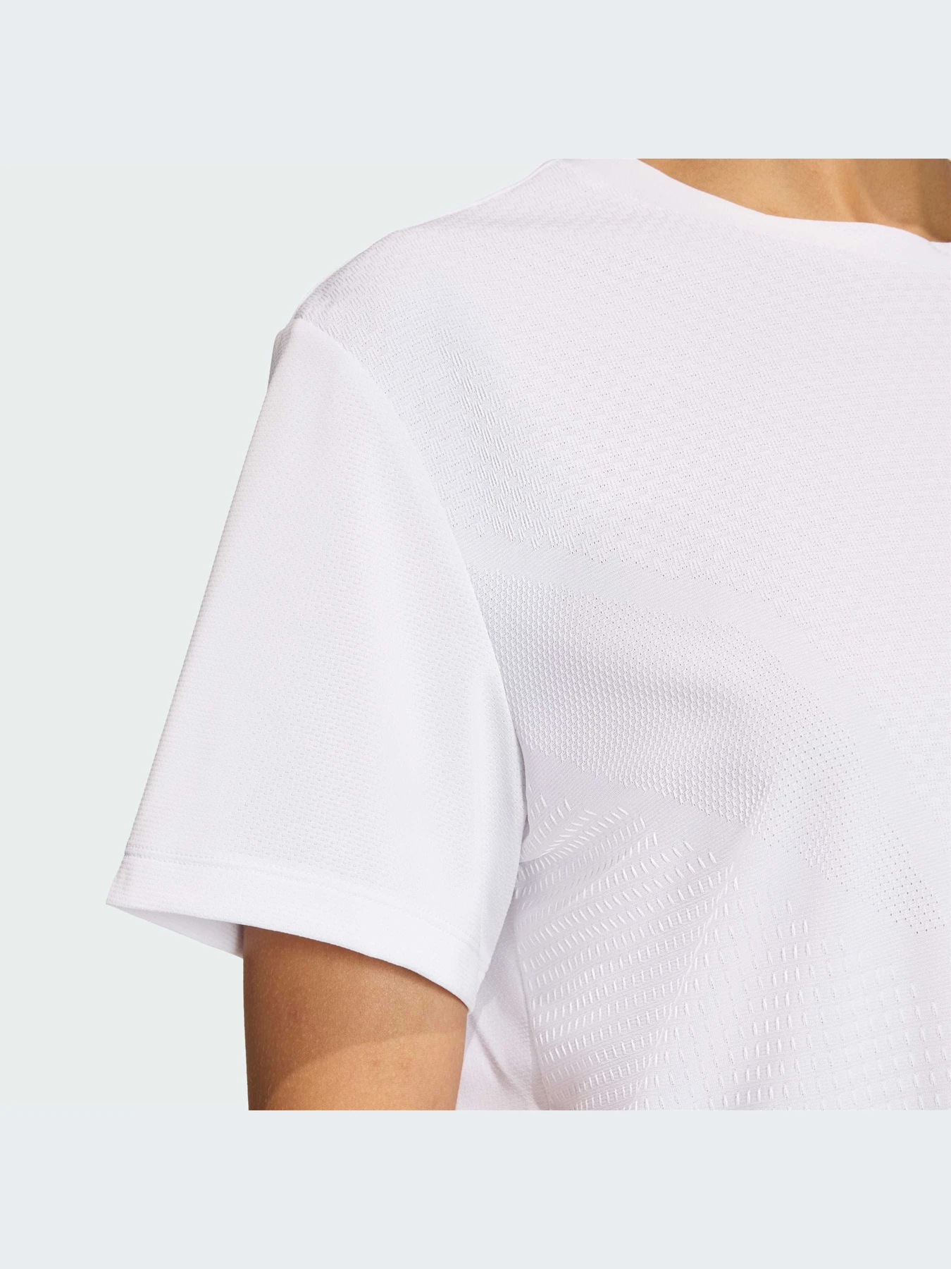 Футболки и поло Adidas модель JZ5634-KZ Футболки и поло Adidas модель JZ5634-KZ Фото