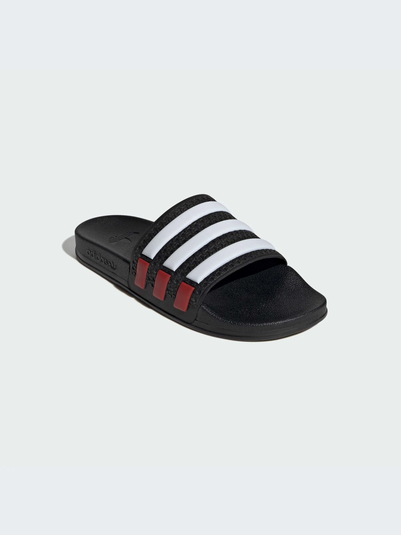 Шлёпанцы Adidas Adilette модель JQ9515-KZ Шлёпанцы Adidas Adilette модель JQ9515-KZ Фото