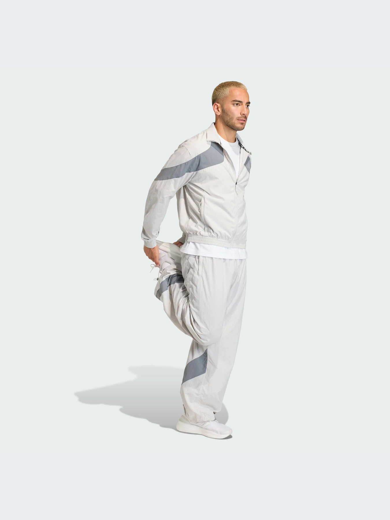 Брюки Adidas модель JY7454-KZ Брюки Adidas модель JY7454-KZ Фото