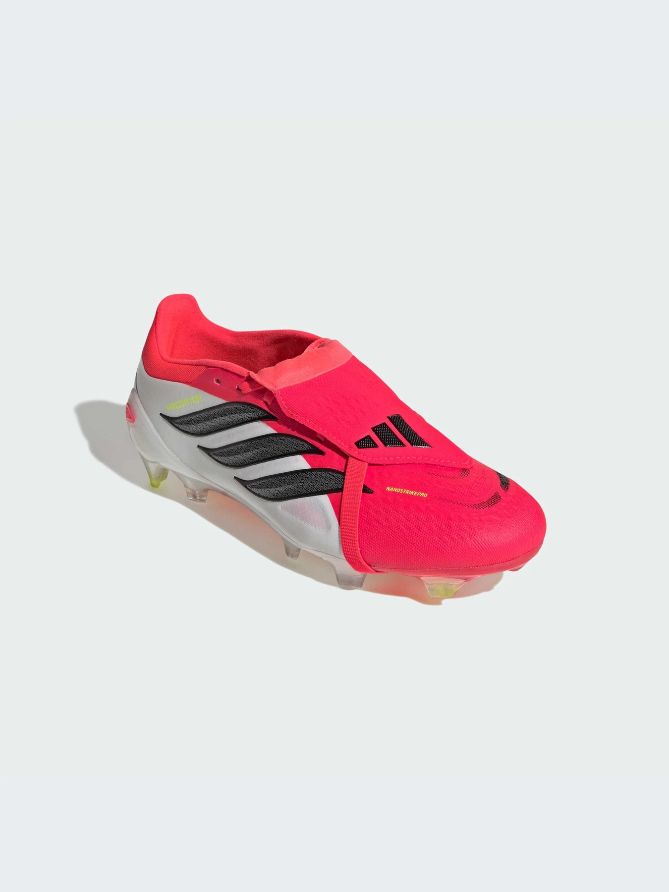 Кроссовки Adidas Predator модель JS0950-KZ Кроссовки Adidas Predator модель JS0950-KZ Фото