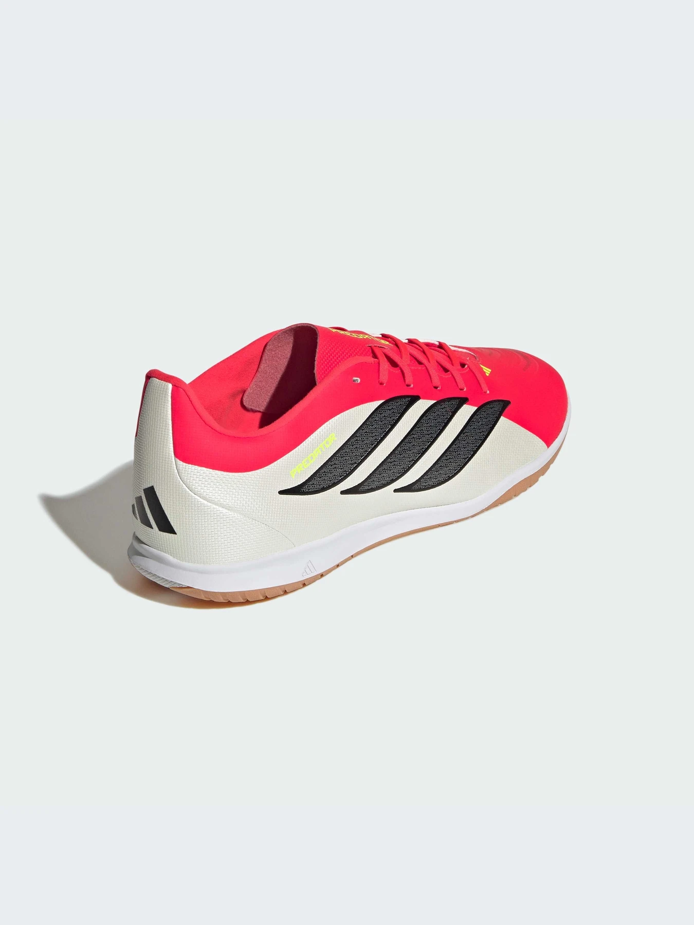Кроссовки Adidas Predator модель JS0357-KZ Кроссовки Adidas Predator модель JS0357-KZ Фото