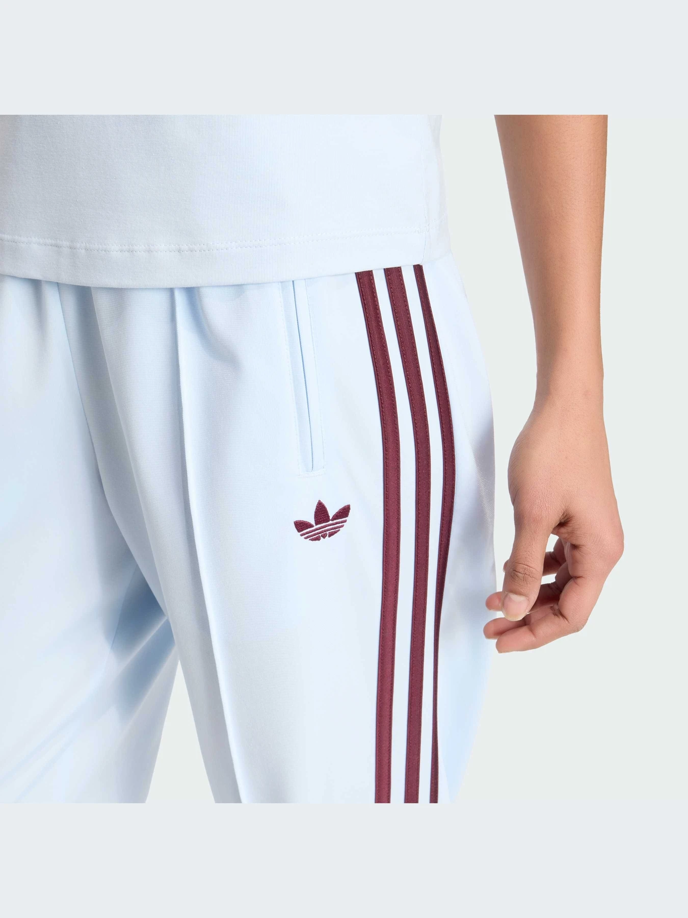 Брюки Adidas модель KC6561-KZ Брюки Adidas модель KC6561-KZ Фото