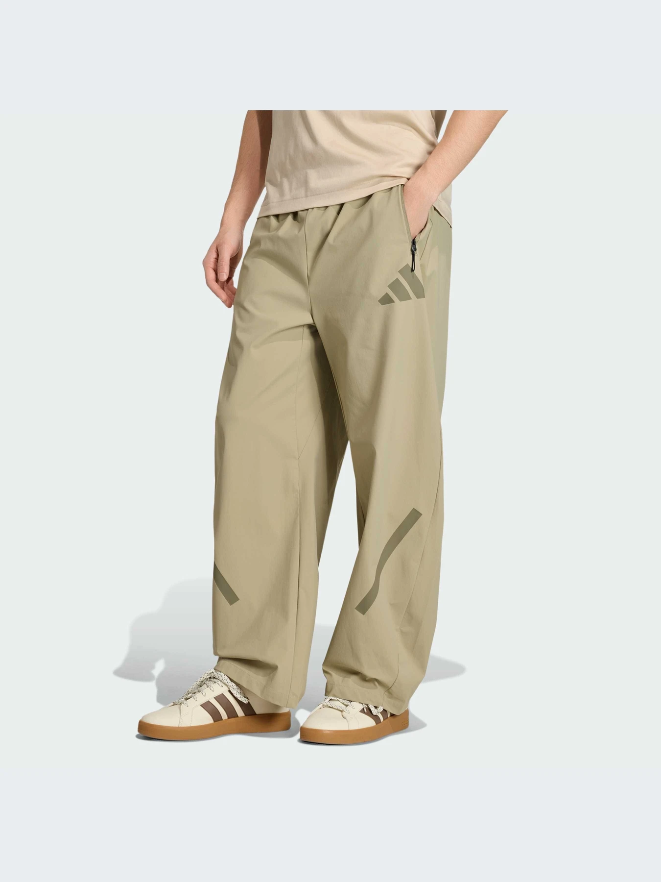 Брюки Adidas ZNE модель KE6555-KZ Брюки Adidas ZNE модель KE6555-KZ Фото