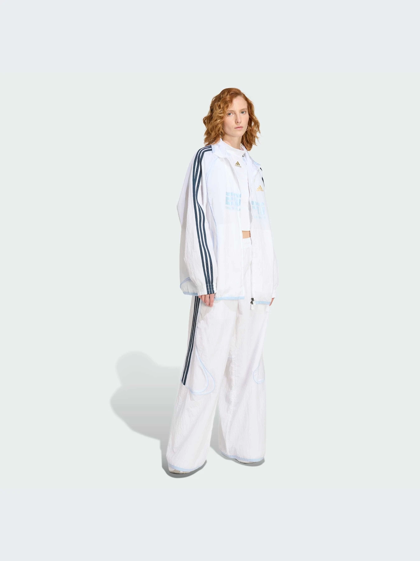 Худи и свитшоты Adidas модель KC6396-KZ Худи и свитшоты Adidas модель KC6396-KZ Фото
