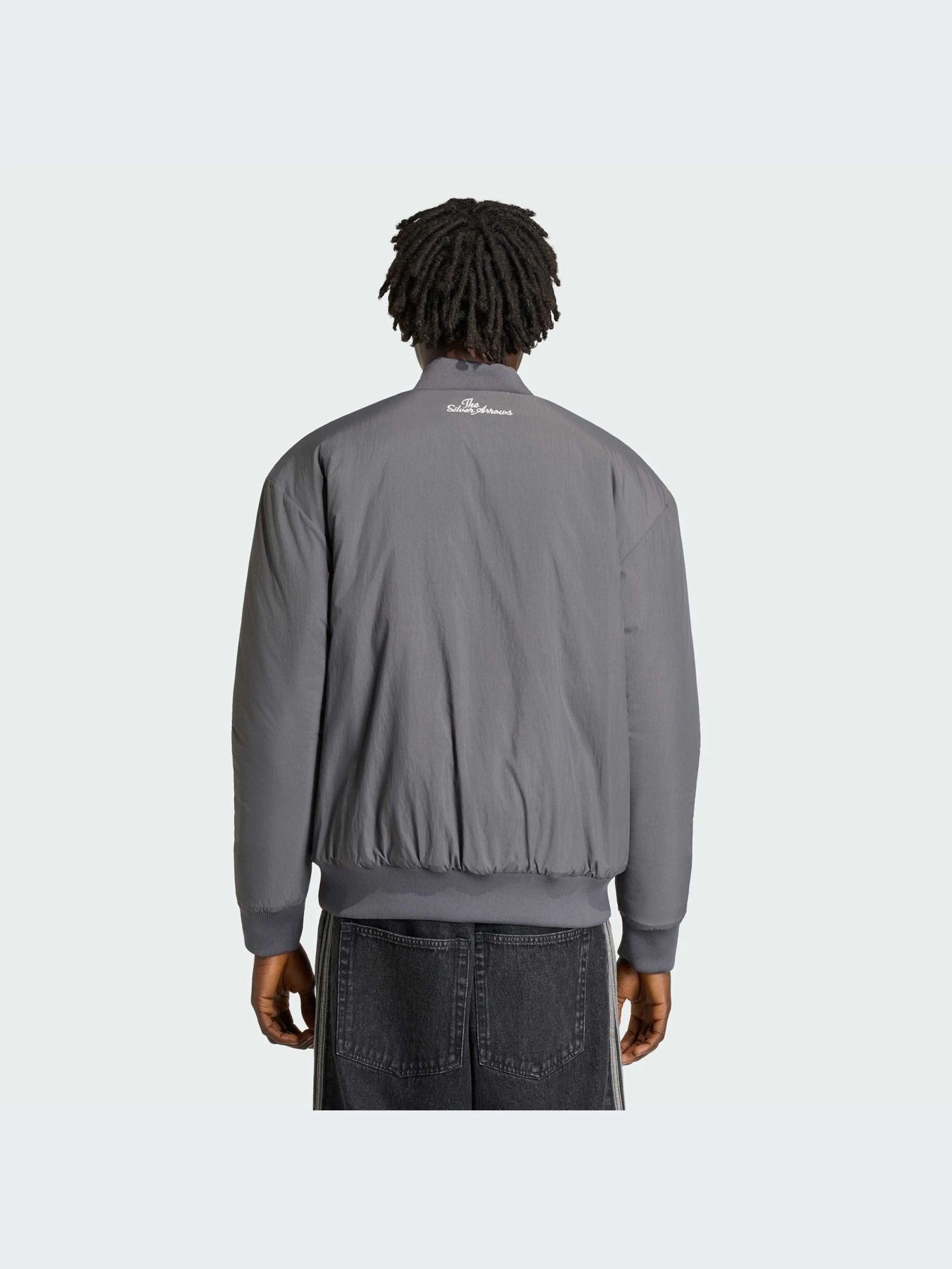 Куртки и дубленки Adidas модель KR3572-KZ Куртки и дубленки Adidas модель KR3572-KZ Фото