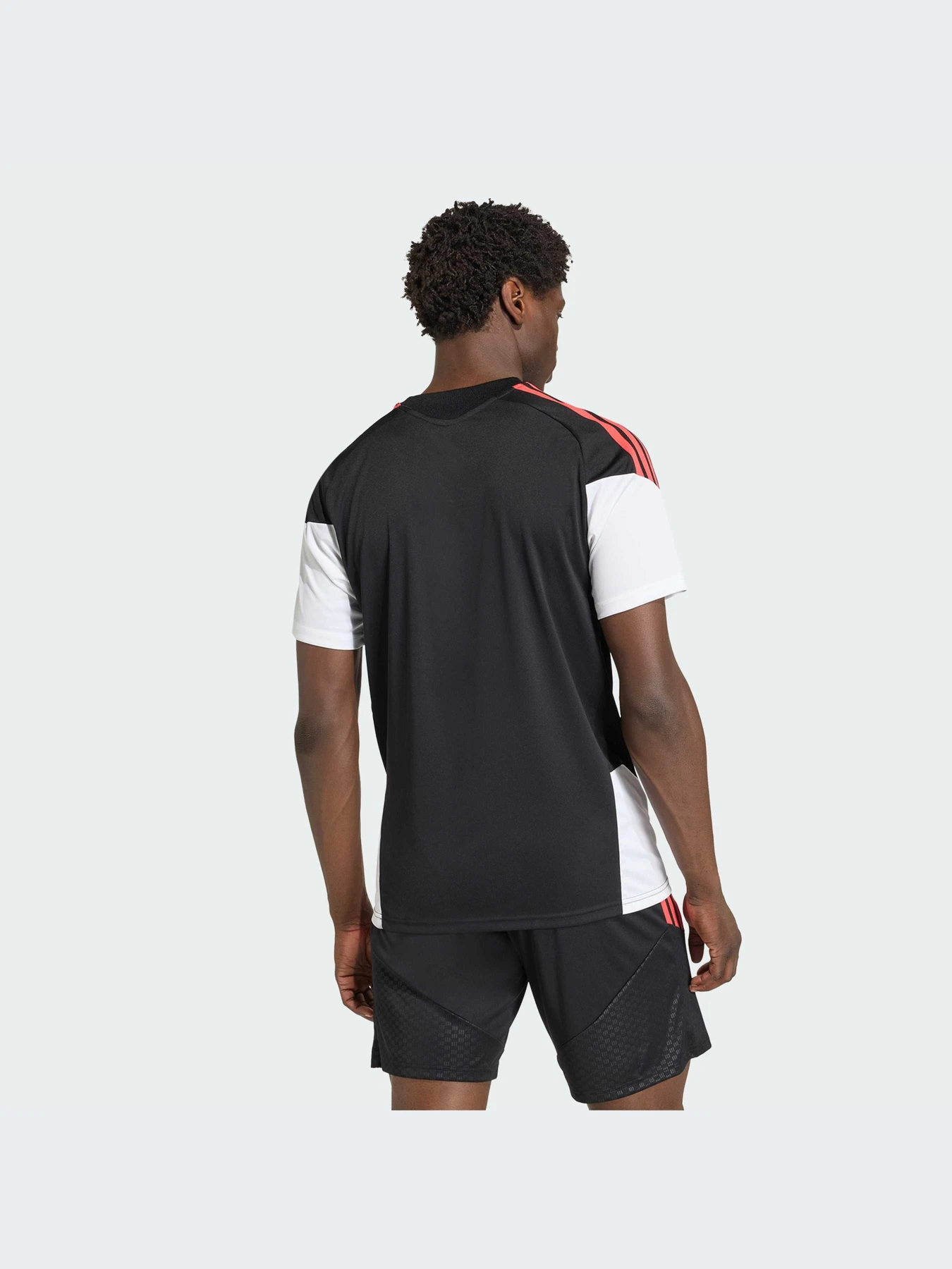 Футболки и поло Adidas Tiro модель KA7582-KZ Футболки и поло Adidas Tiro модель KA7582-KZ Фото