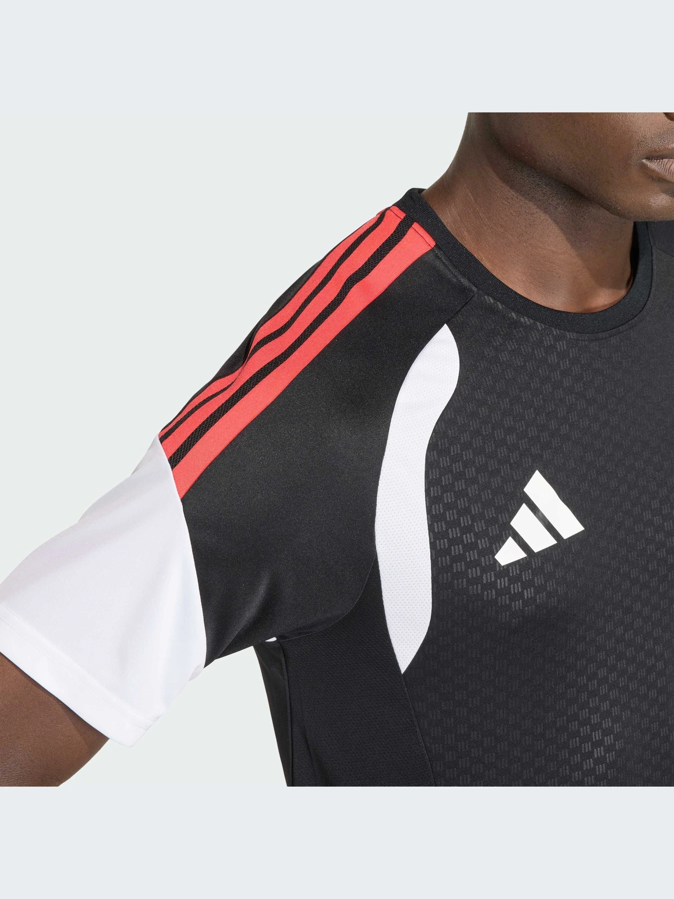 Футболки и поло Adidas Tiro модель KA7582-KZ Футболки и поло Adidas Tiro модель KA7582-KZ Фото