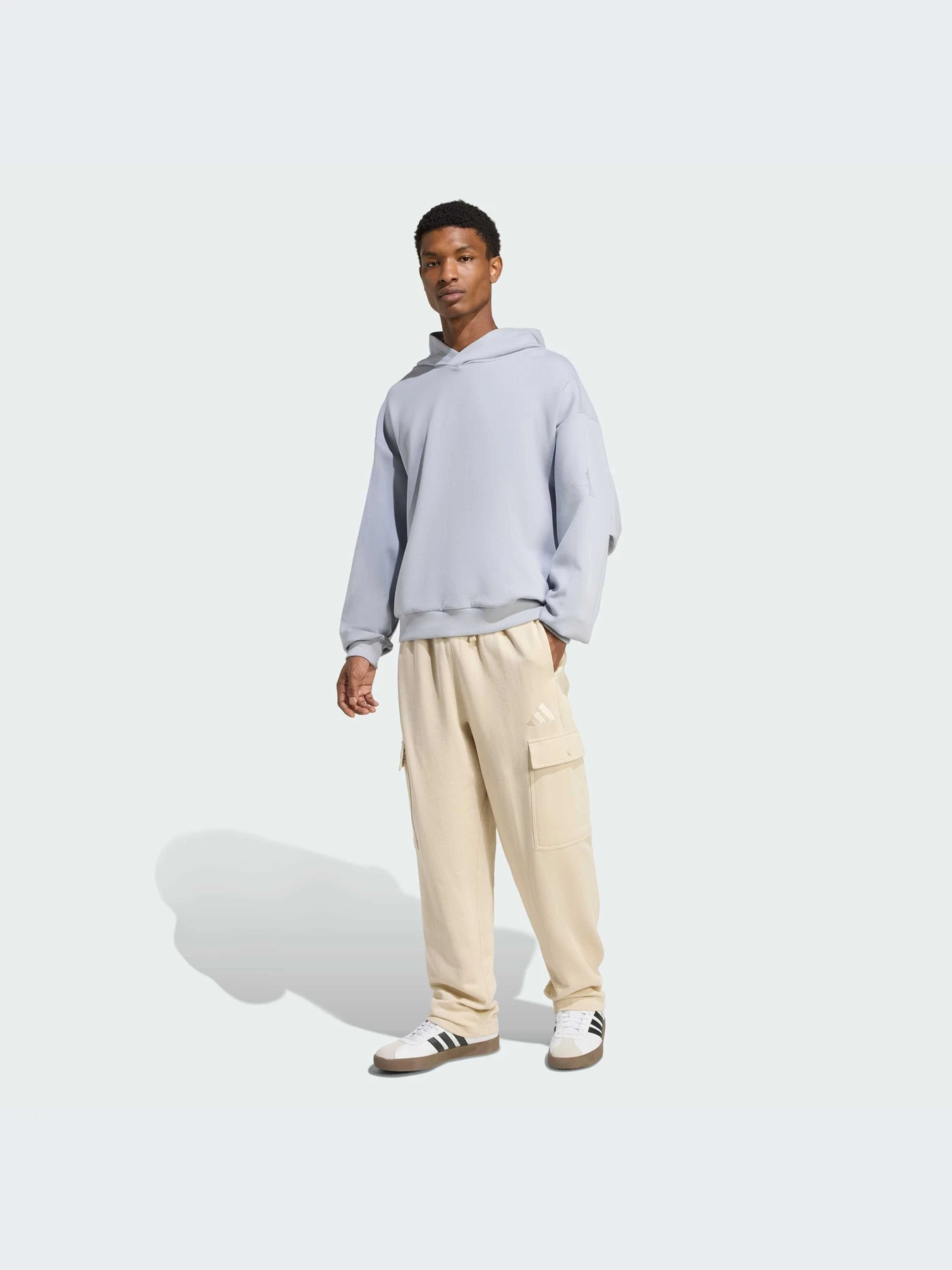 Худи и свитшоты Adidas модель KF8599-KZ Худи и свитшоты Adidas модель KF8599-KZ Фото