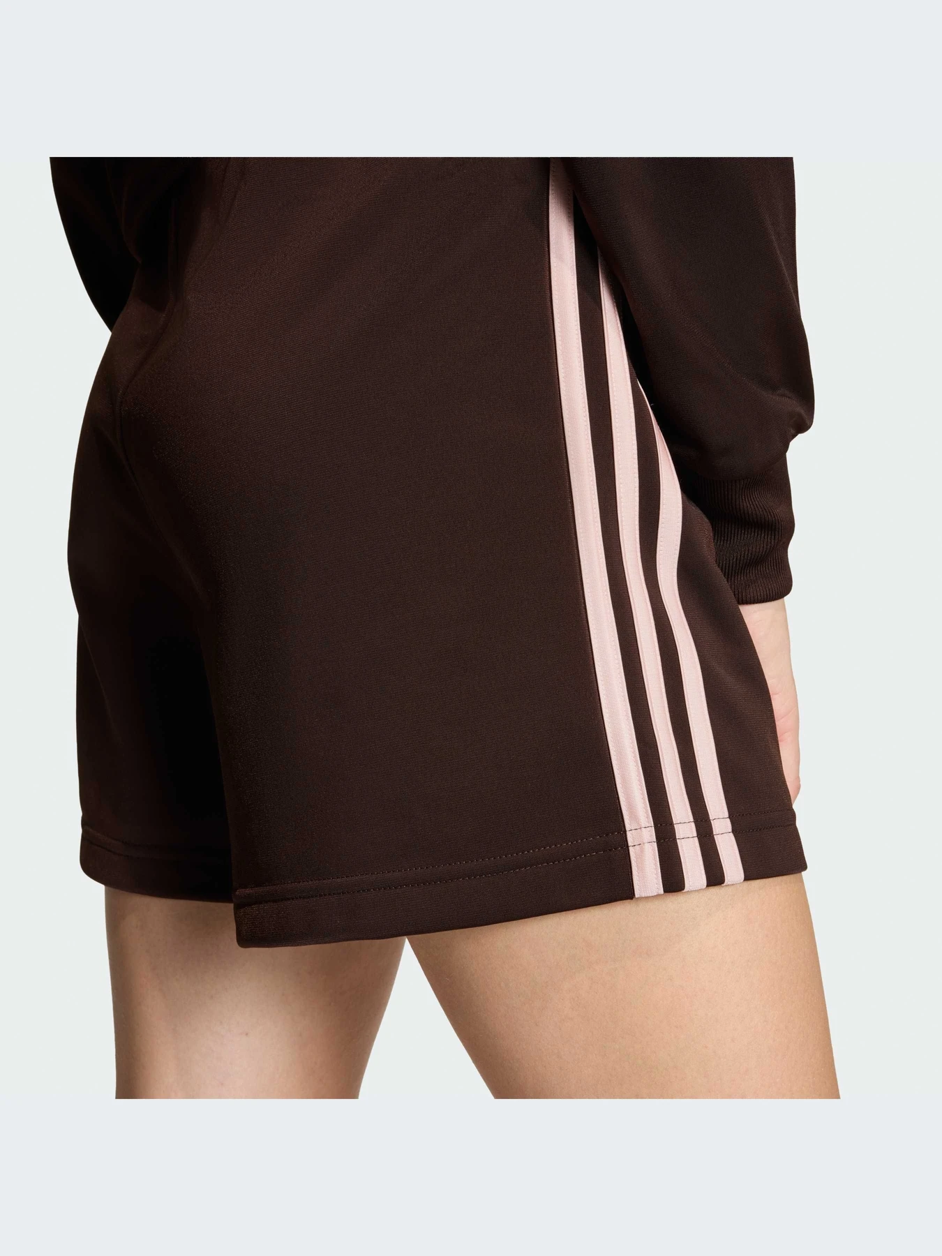 Шорты Adidas модель KD3672-KZ Шорты Adidas модель KD3672-KZ Фото