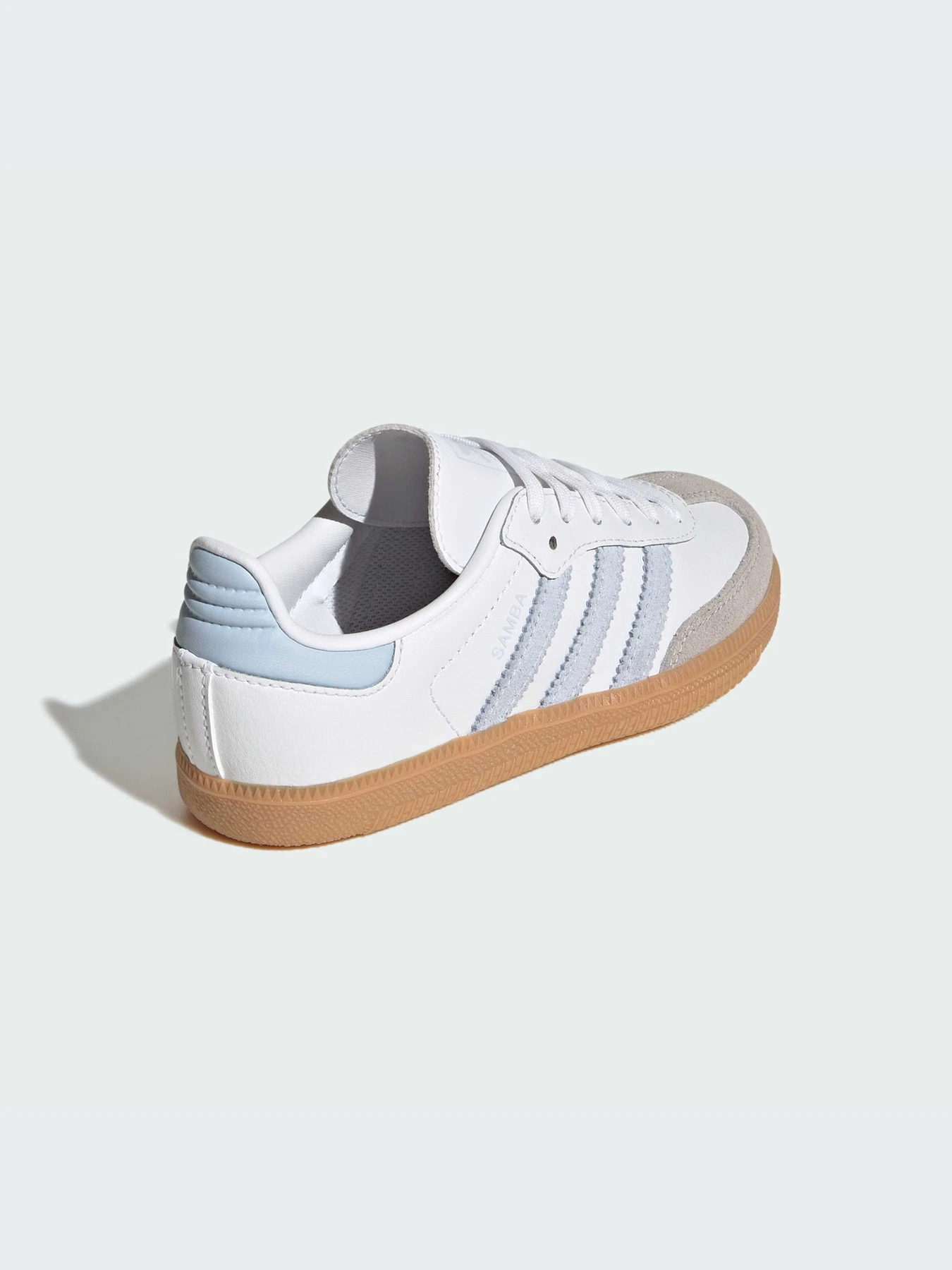 Кеды Adidas модель JQ2025-KZ Кеды Adidas модель JQ2025-KZ Фото