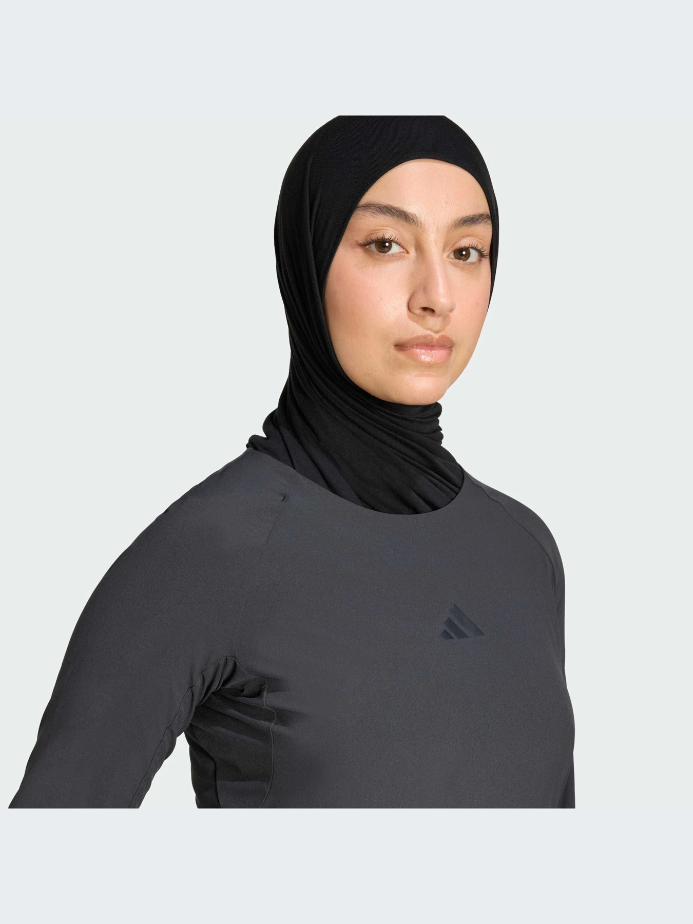 Худи и свитшоты Adidas модель JY6425-KZ Худи и свитшоты Adidas модель JY6425-KZ Фото