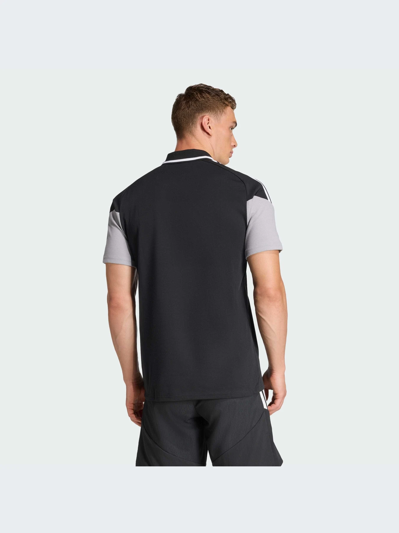 Футболки и поло Adidas Tiro модель KB0160-KZ Футболки и поло Adidas Tiro модель KB0160-KZ Фото