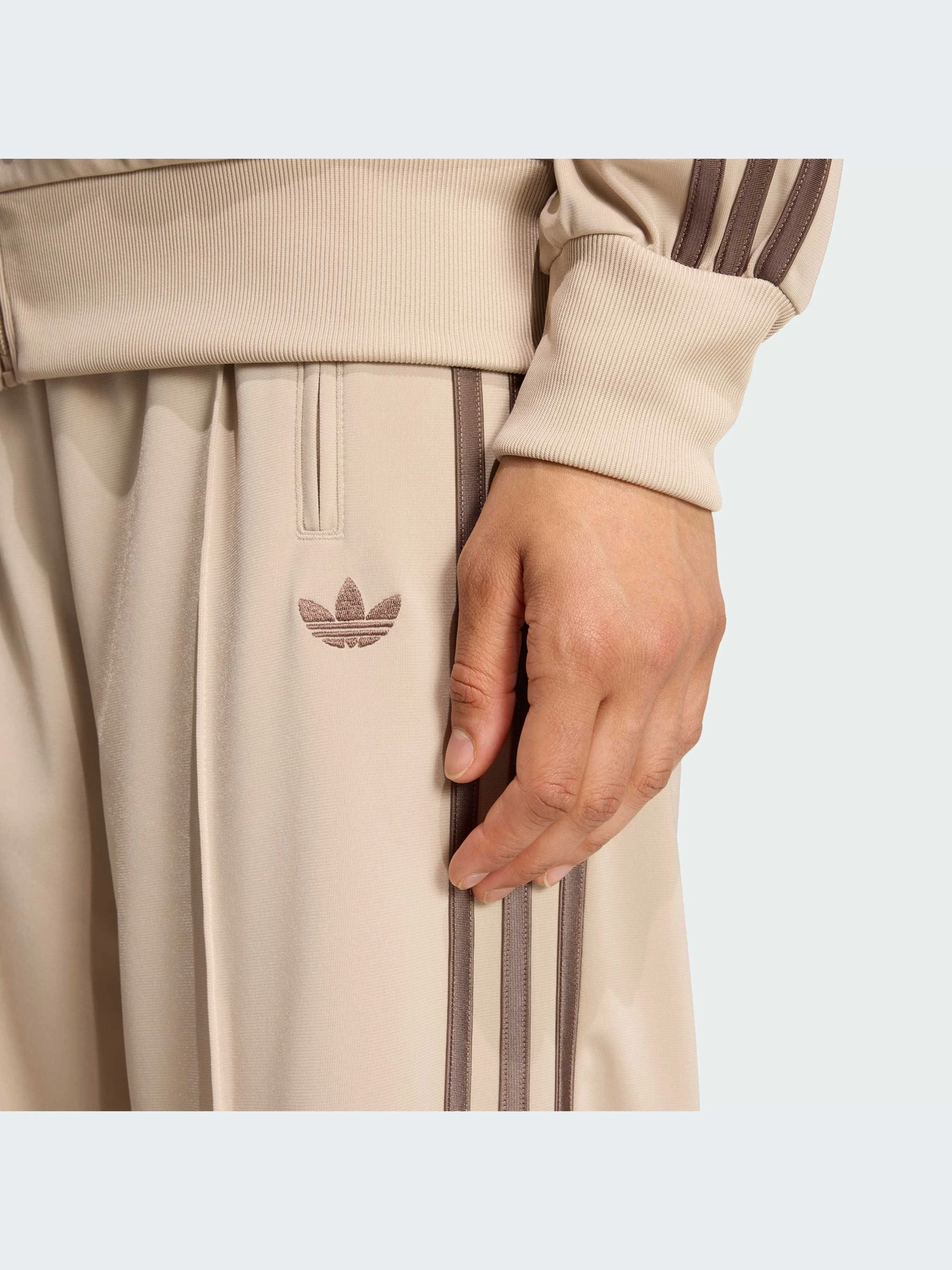 Брюки Adidas модель KD3660-KZ Брюки Adidas модель KD3660-KZ Фото
