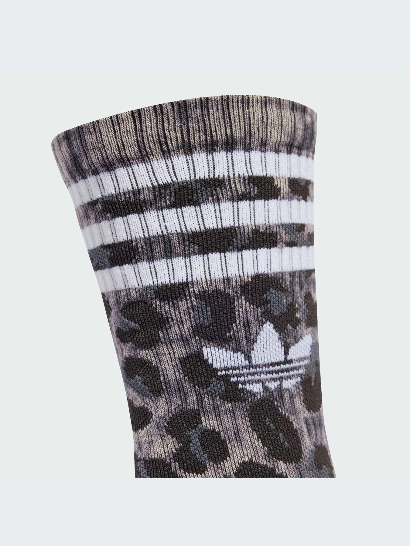 Носки и гольфы Adidas Graphics модель JW8010-KZ Носки и гольфы Adidas Graphics модель JW8010-KZ Фото