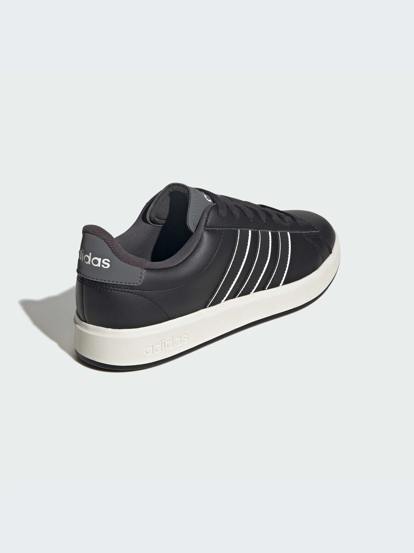 Кеды Adidas модель JS1739-KZ Кеды Adidas модель JS1739-KZ Фото